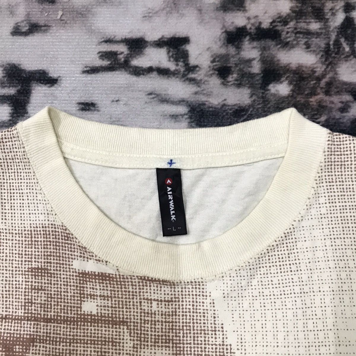 Airwalk Vintage Airwalk X Raptees Fullrpint Tshirt Size US L / EU 52-54 / 3 - 4 Thumbnail