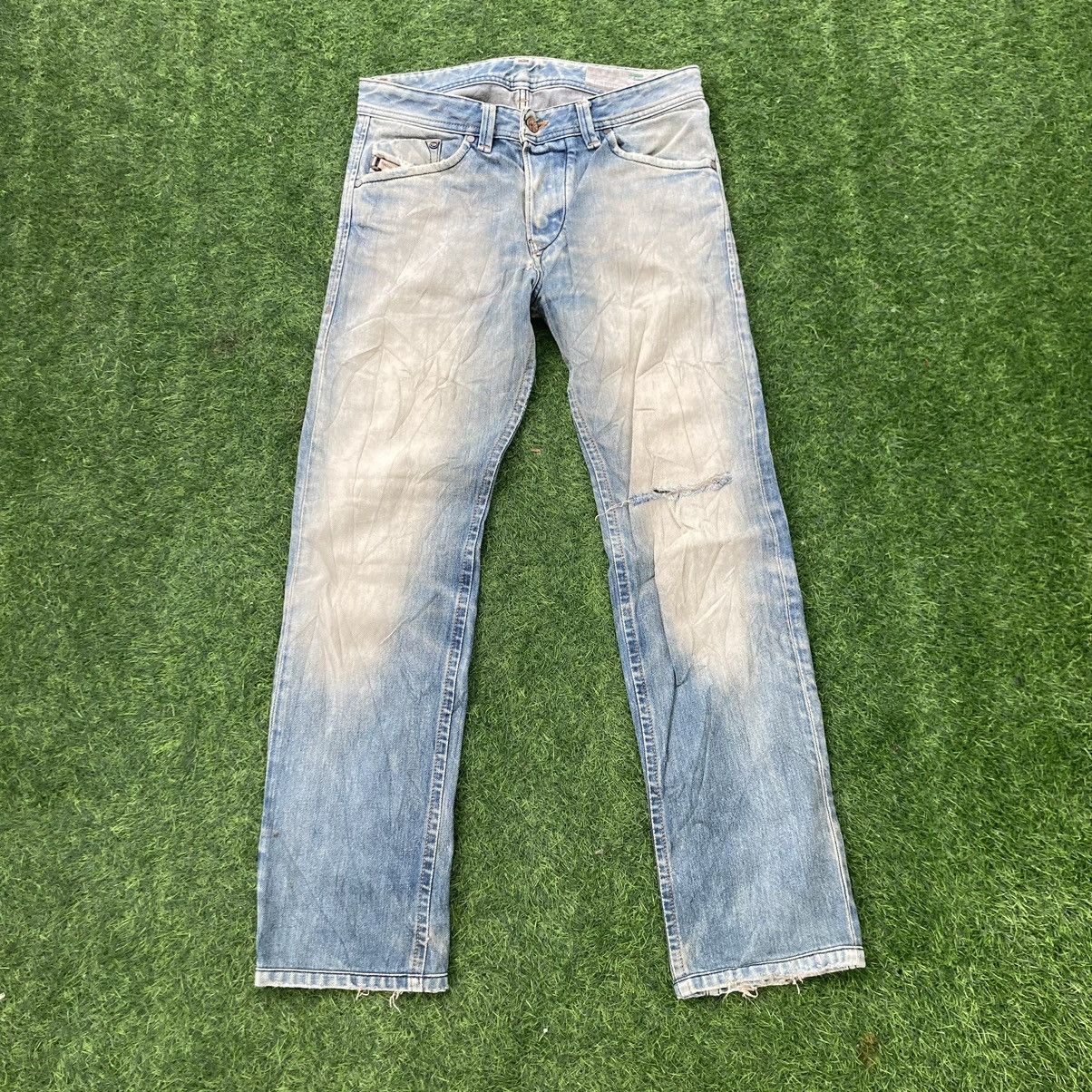 image of Diesel Darron Distressed Jeans in Blue, Men's (Size 31)