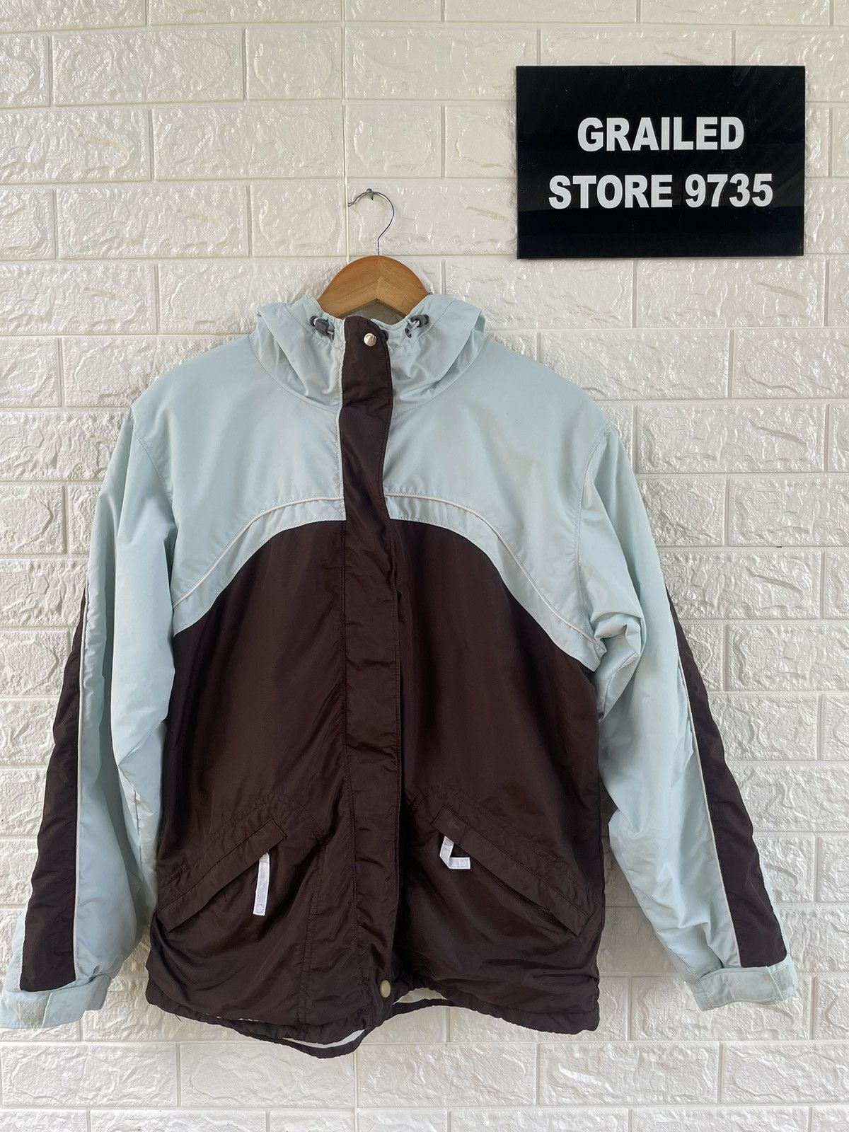 Sportwear Columbia Light Jacket Hoodie