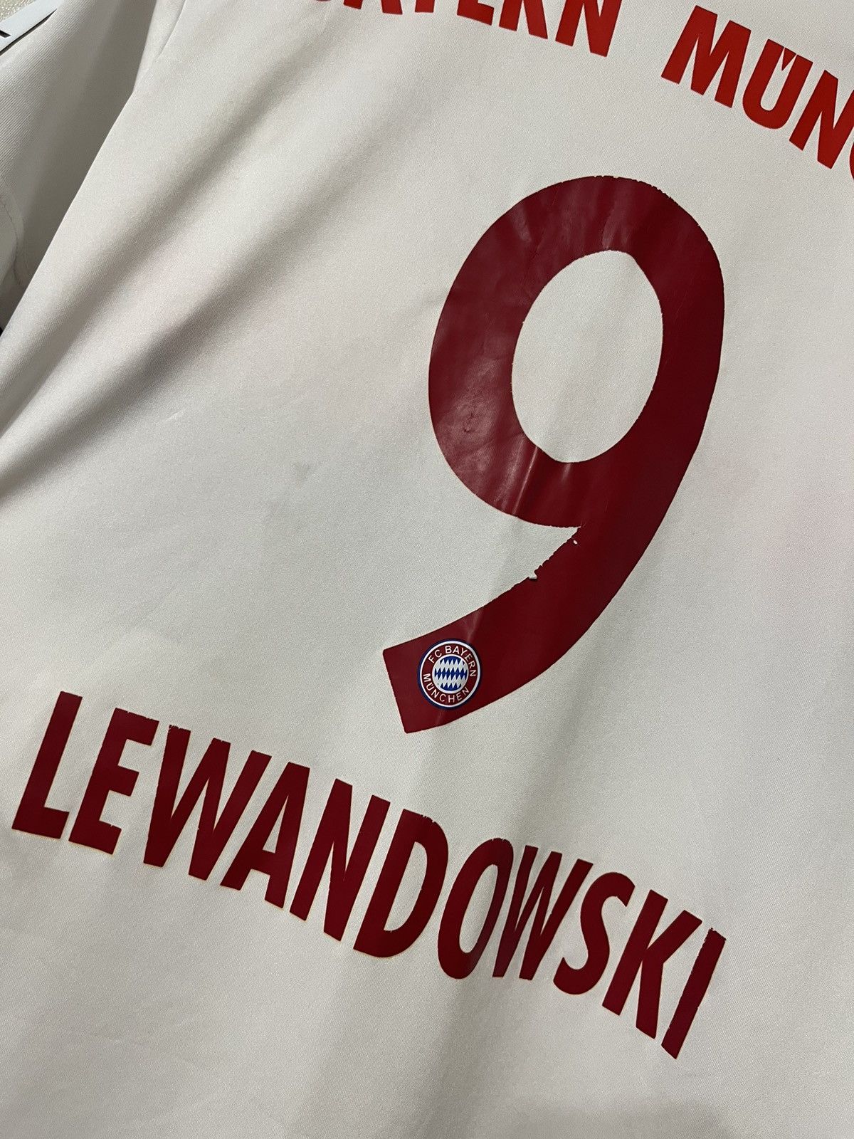 Other Adidas Bayern Munich 15/16 Away Jersey #9 Lewandowski Size US S / EU 44-46 / 1 - 9 Thumbnail