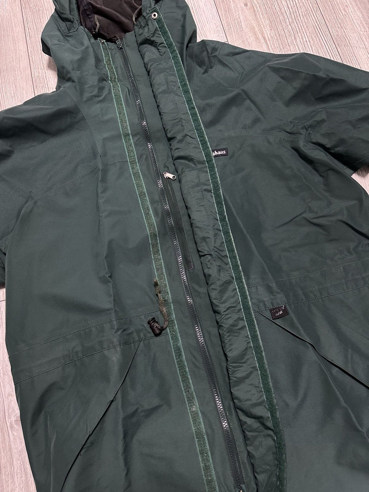 Berghaus Vintage Berghaus Outdoor Jacket 90s Ski Mountain Men Size XL Size US XL / EU 56 / 4 - 4 Thumbnail