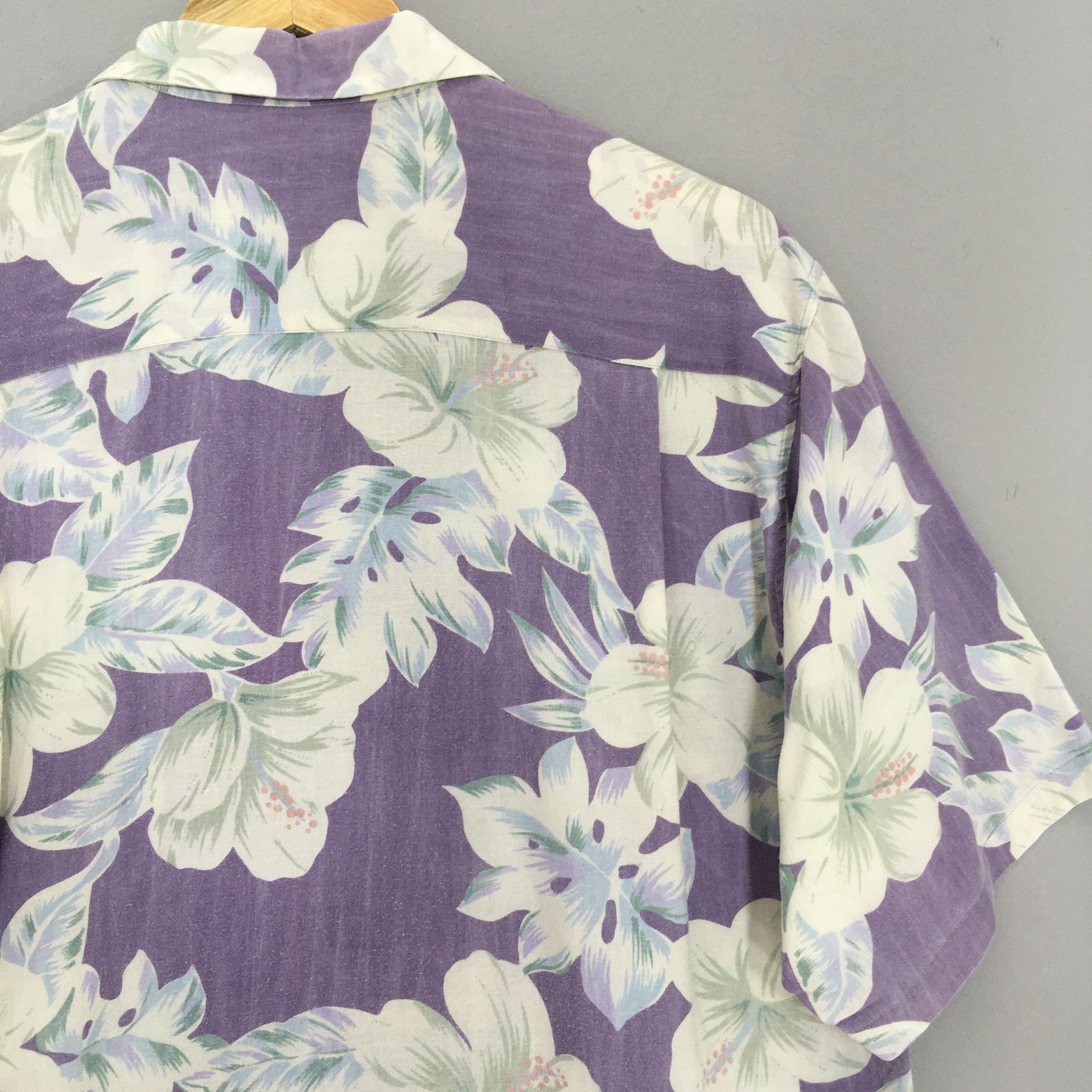 Vintage Vintage New York Biscuit Hawaiian Floral Rayon Shirt Medium Size US M / EU 48-50 / 2 - 8 Thumbnail