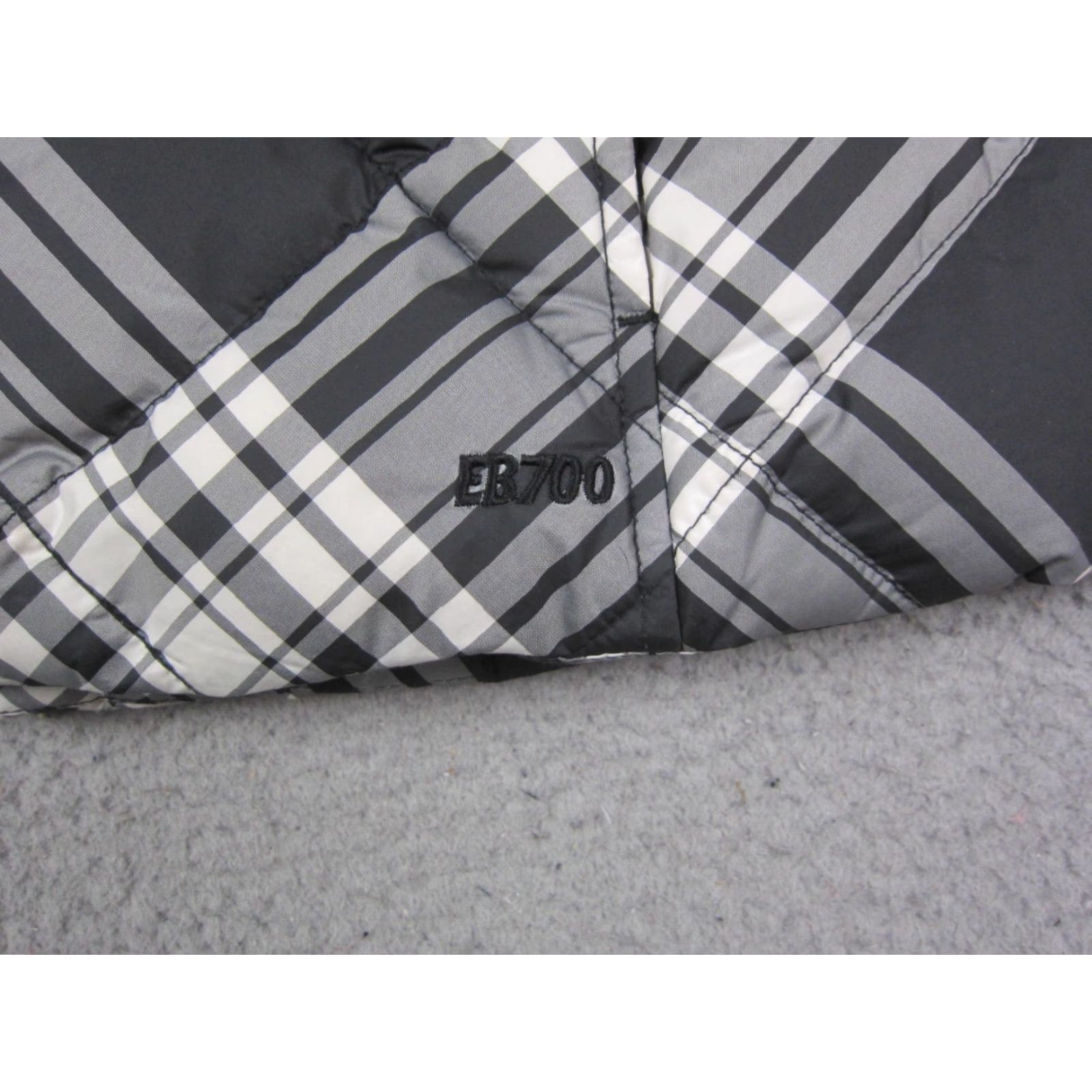 Eddie Bauer VINTAGE Eddie Bauer Puffer Vest Womens L Black Plaid Goose Down 700 Fill Power Size L / US 10 / IT 46 - 2 Thumbnail