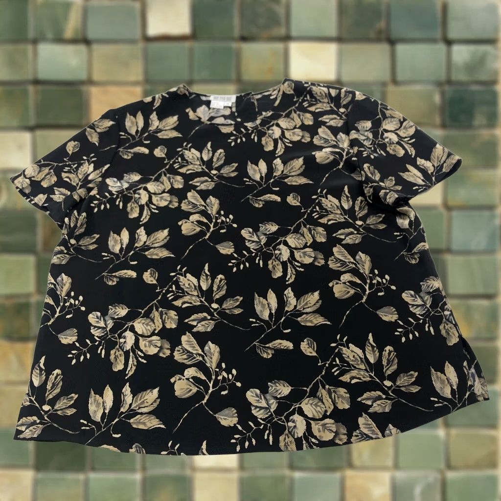 Vintage Due Per Due 14 Womens Pullover Blouse Black Silk Geometric Short Sleeve Round Neck 100% Pullover Top Shirt Size XL / US 12-14 / IT 48-50 - 1 Thumbnail