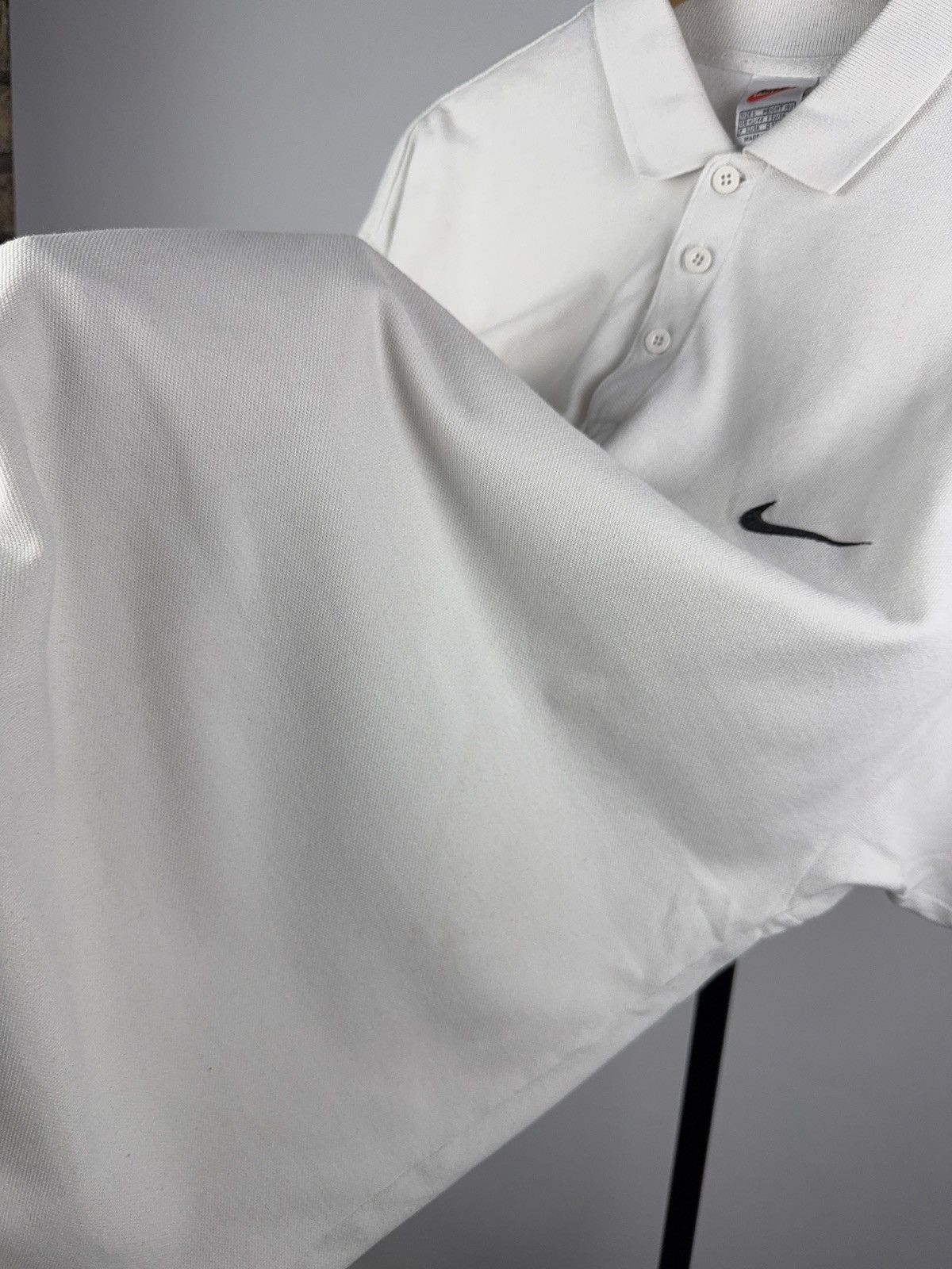 Nike × Vintage Vintage 90s Nike White Polo Shirt Swoosh Logo Made in Peru Size US L / EU 52-54 / 3 - 4 Thumbnail