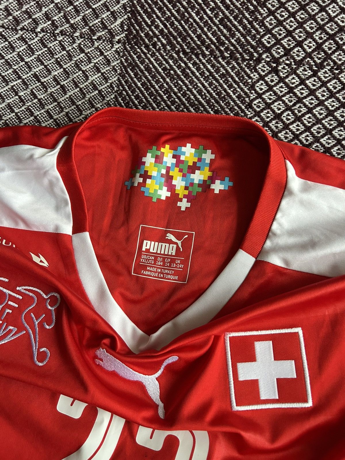 Puma Puma Suisse 23 Shaqiri Kids Football Jersey Rare T-Shirt Size US XS / EU 42 / 0 - 7 Thumbnail