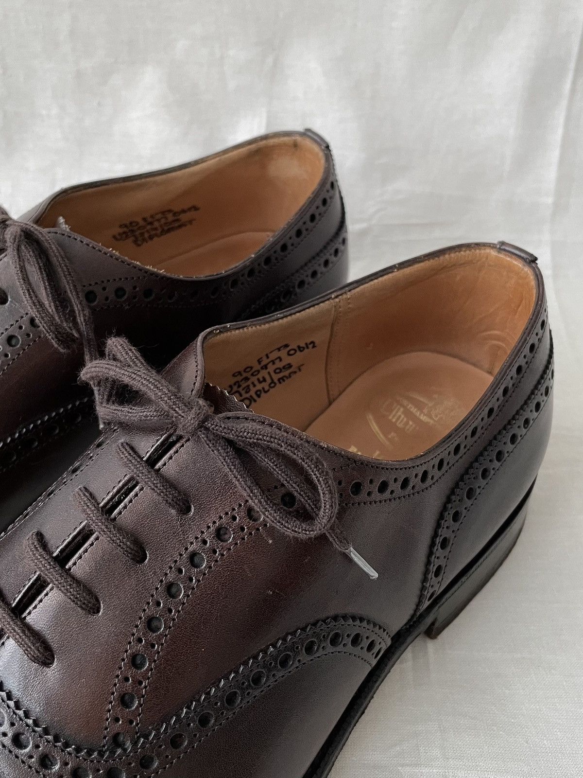 Church's Church's Diplomat Oxford Brogue Custom Grade Made in England Size US 10 / EU 43 - 8 Thumbnail