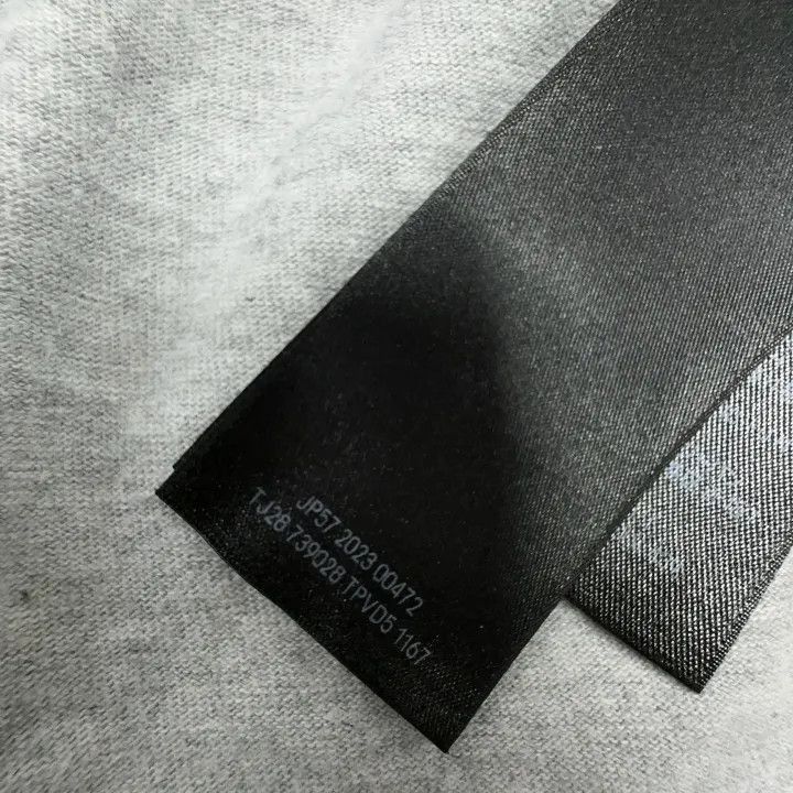Balenciaga Balenciaga Balenciaga Be Kind Logo Short Sleeve TShirt -25 Size US L / EU 52-54 / 3 - 2 Thumbnail