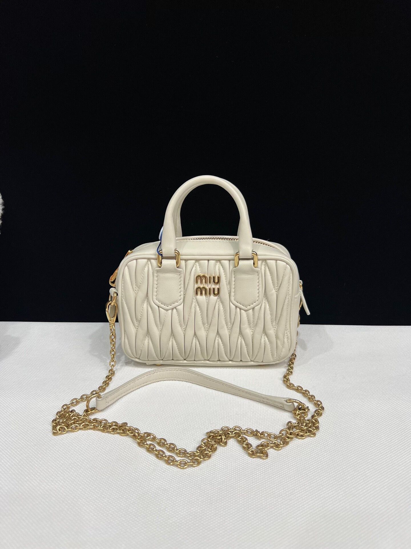 Miu Miu Pre-loved Bag Very good condition Size ONE SIZE - 1 Thumbnail