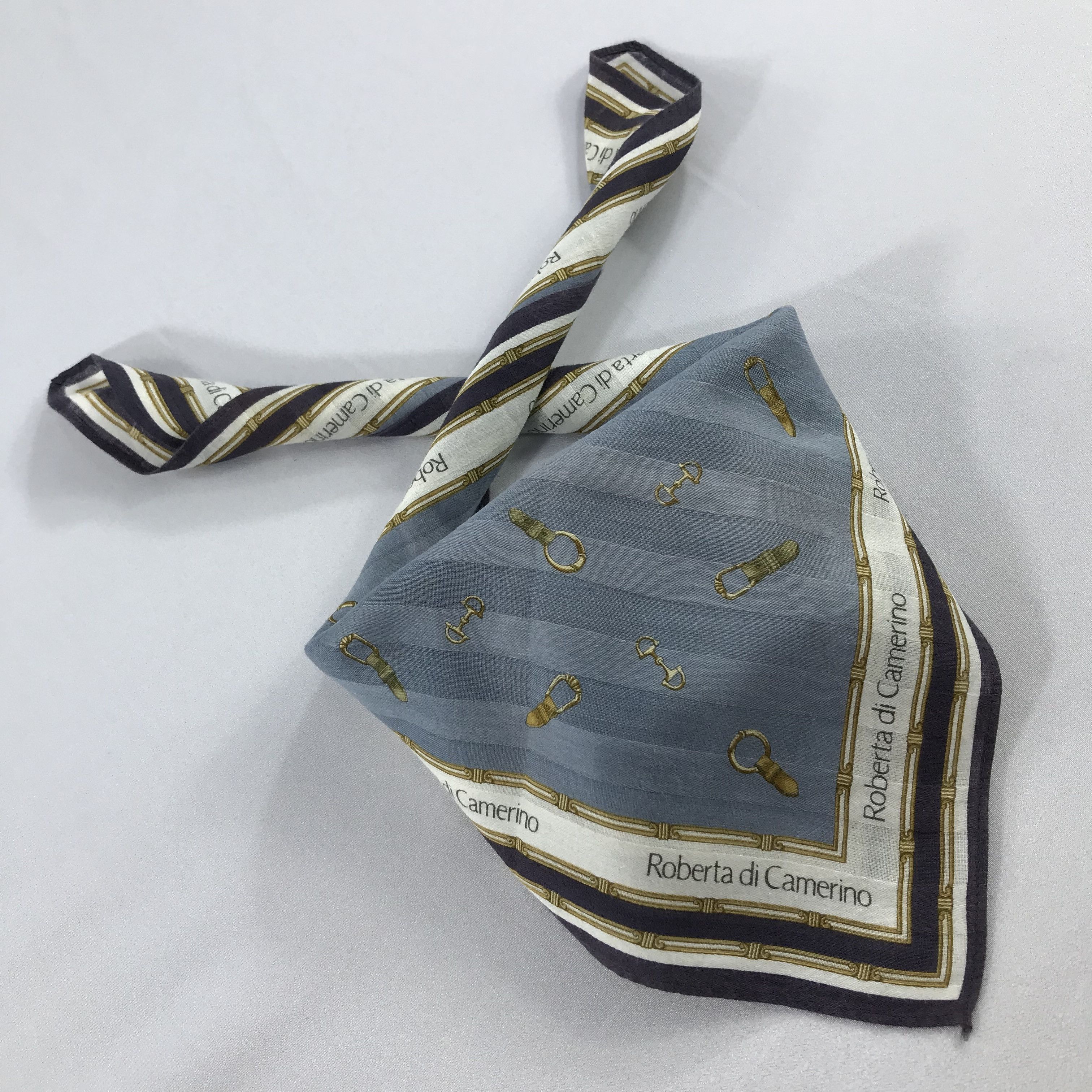 Roberta di Camerino × Vintage Roberta Di Camerino Bandana /Handkerchief/Neckerchief -S2079 Size ONE SIZE - 4 Thumbnail