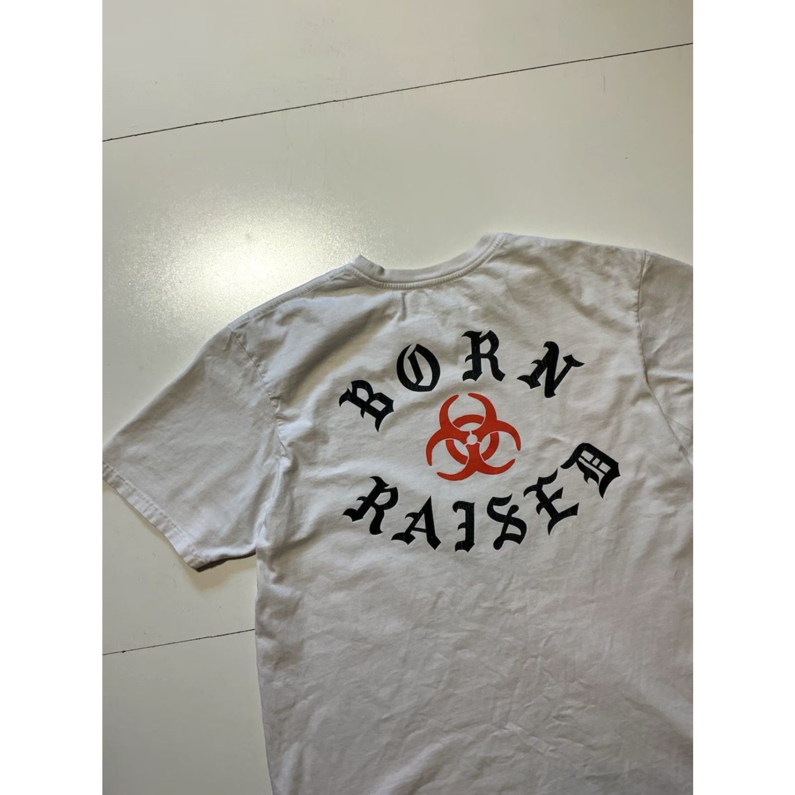 Born X Raised VINTAGE Born X Raised Los Angeles 2020 Quarantine Hazard White Graphic S/S T-Shirt L Mens Size US L / EU 52-54 / 3 - 5 Thumbnail