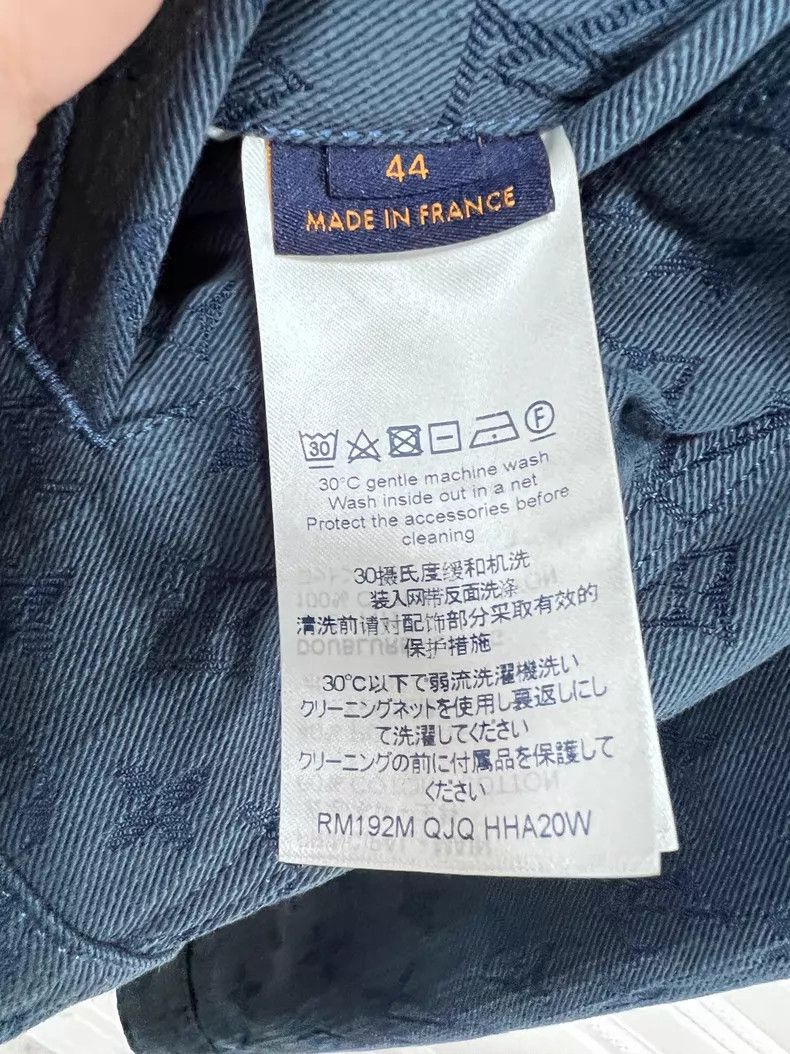 Louis Vuitton Louis Vuitton Blue presbyopic full print denim jacket Size US S / EU 44-46 / 1 - 4 Thumbnail