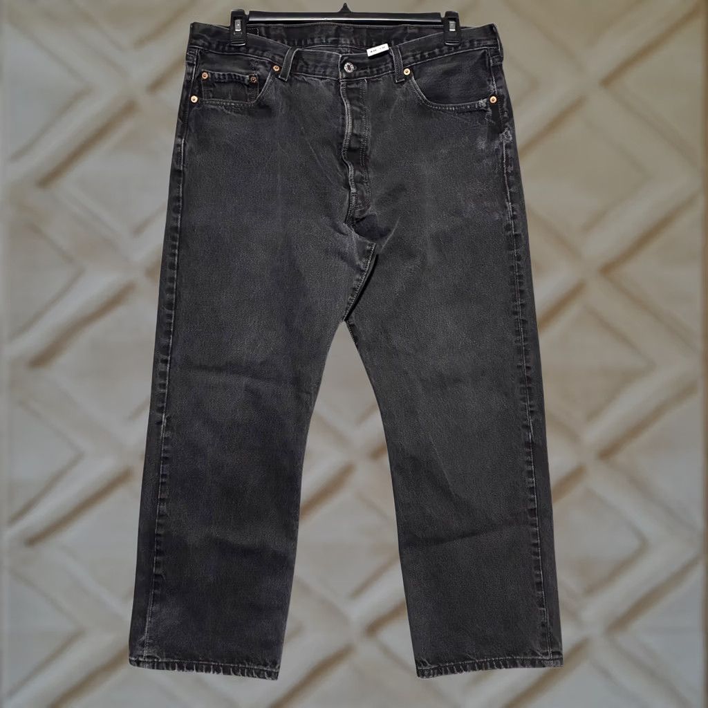 Levi's VINTAGE Levi's 501 Mens Jeans Black Straight Leg Button Fly 40x30 Faded Original Fit Grunge Punk Rock Retro Mens Size US 40 / EU 56 - 1 Thumbnail