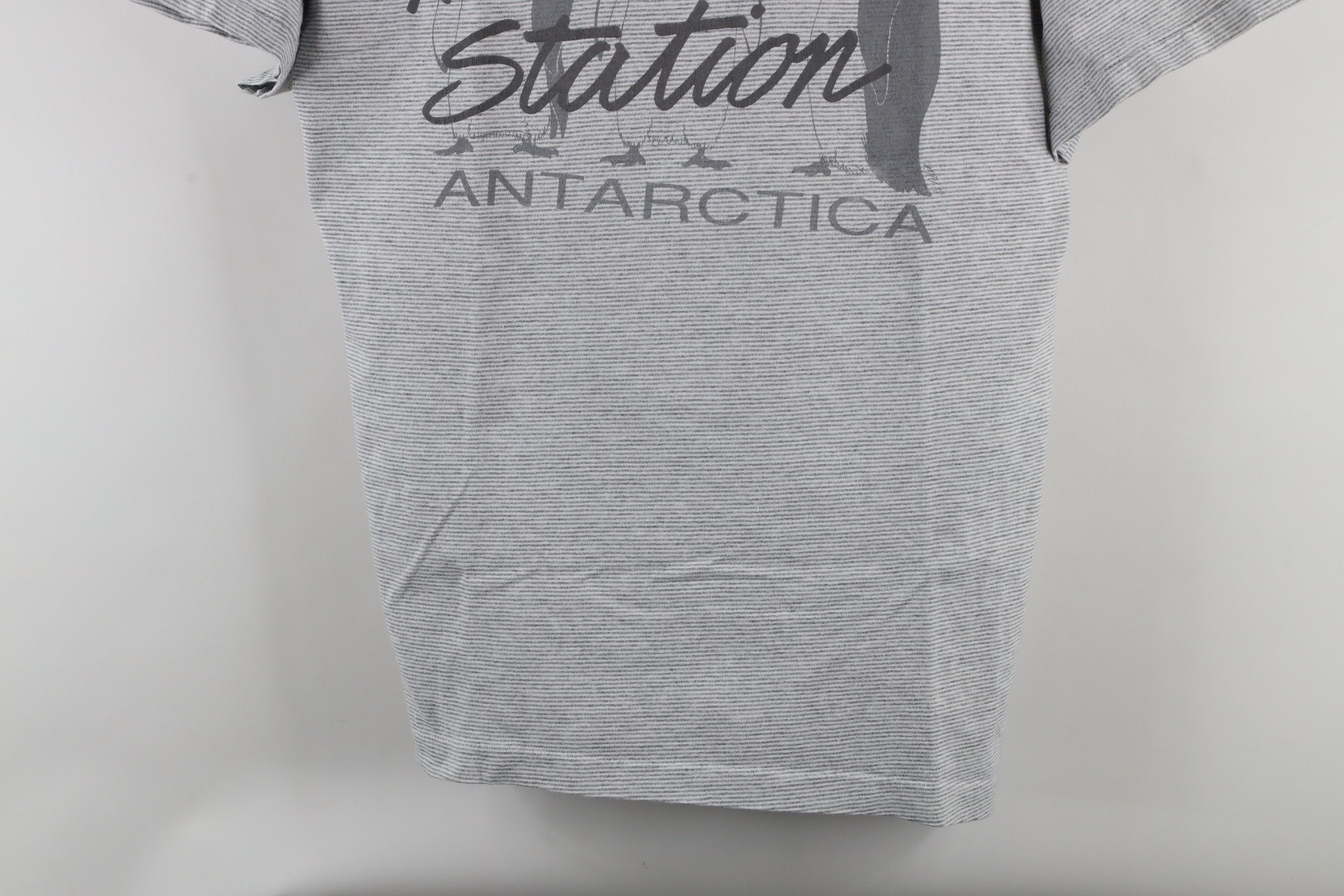 Vintage Vintage 90s Streetwear Antarctica Penguin T-Shirt USA Size US L / EU 52-54 / 3 - 3 Thumbnail