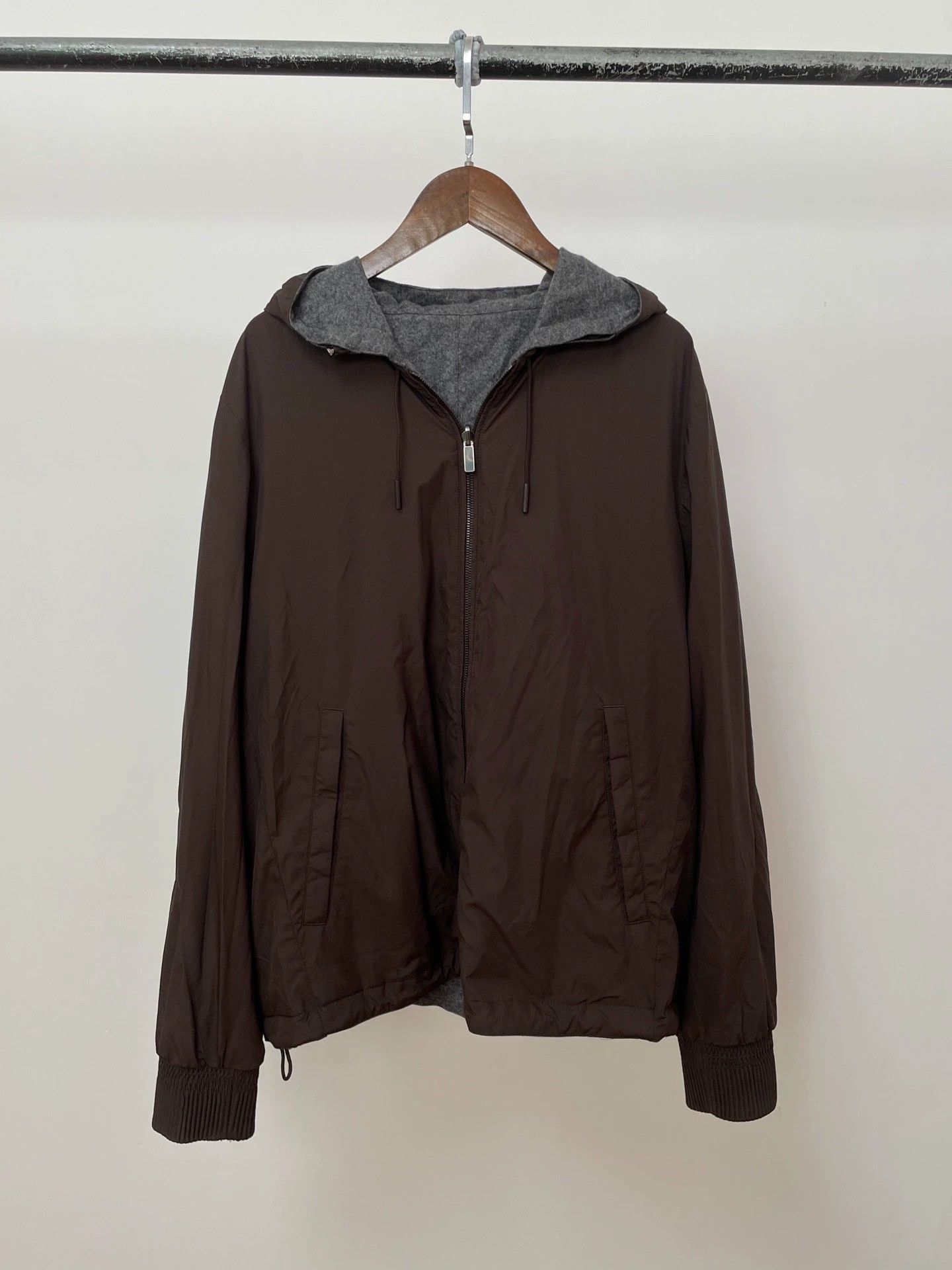 Ermenegildo Zegna Zegna Breeze Breaker RedGray Colorblock Double-Face Jkt 50 Size US M / EU 48-50 / 2 - 1 Thumbnail