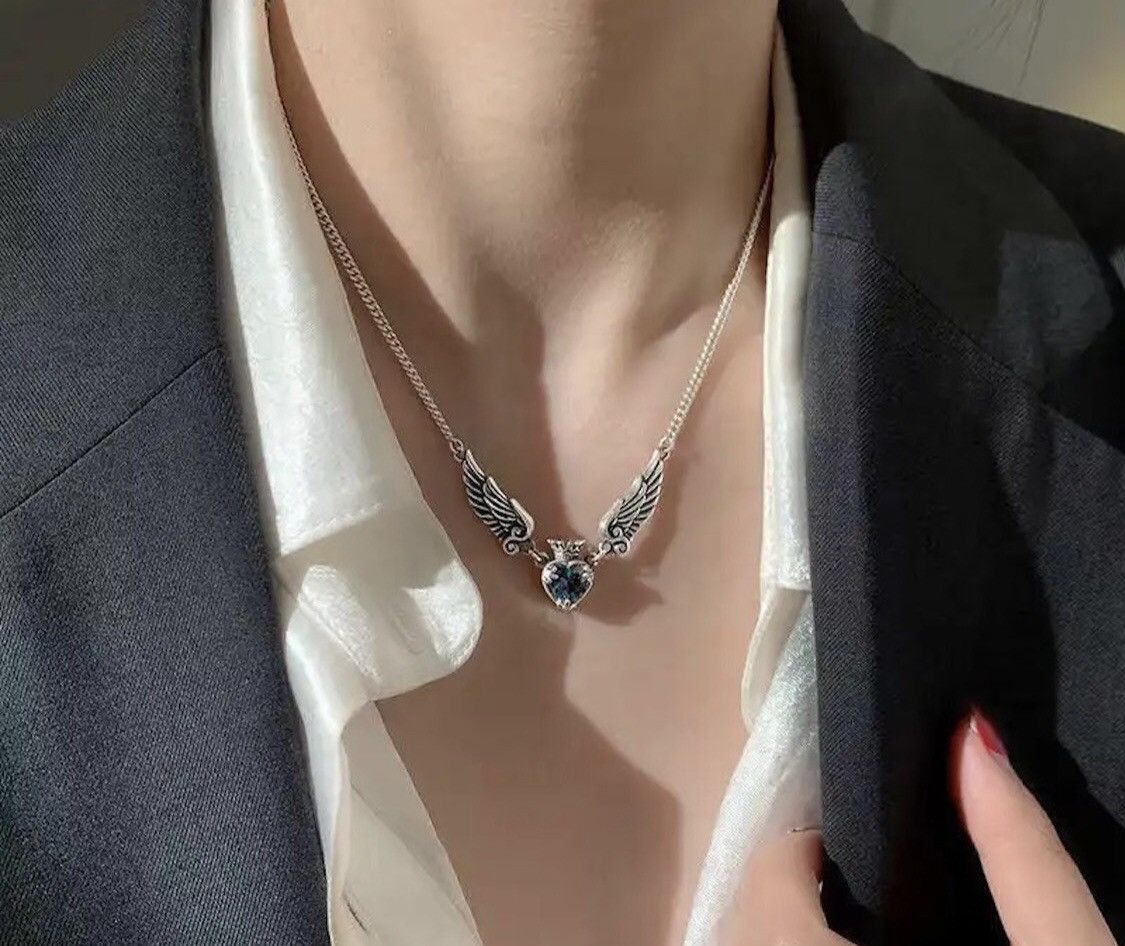 Jewelry Wing Love Stone Chain Necklace Size ONE SIZE - 1 Thumbnail