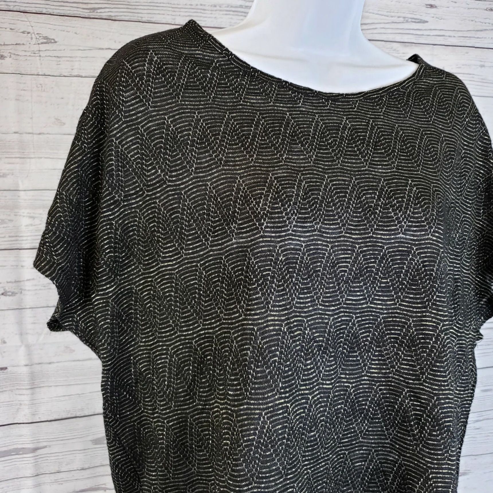 Vintage Umgee Womens Top Medium Black Gold Chevron Semi Sheer Cotton Blend Blouse Casual Shirt Womens Size M / US 6-8 / IT 42-44 - 2 Thumbnail