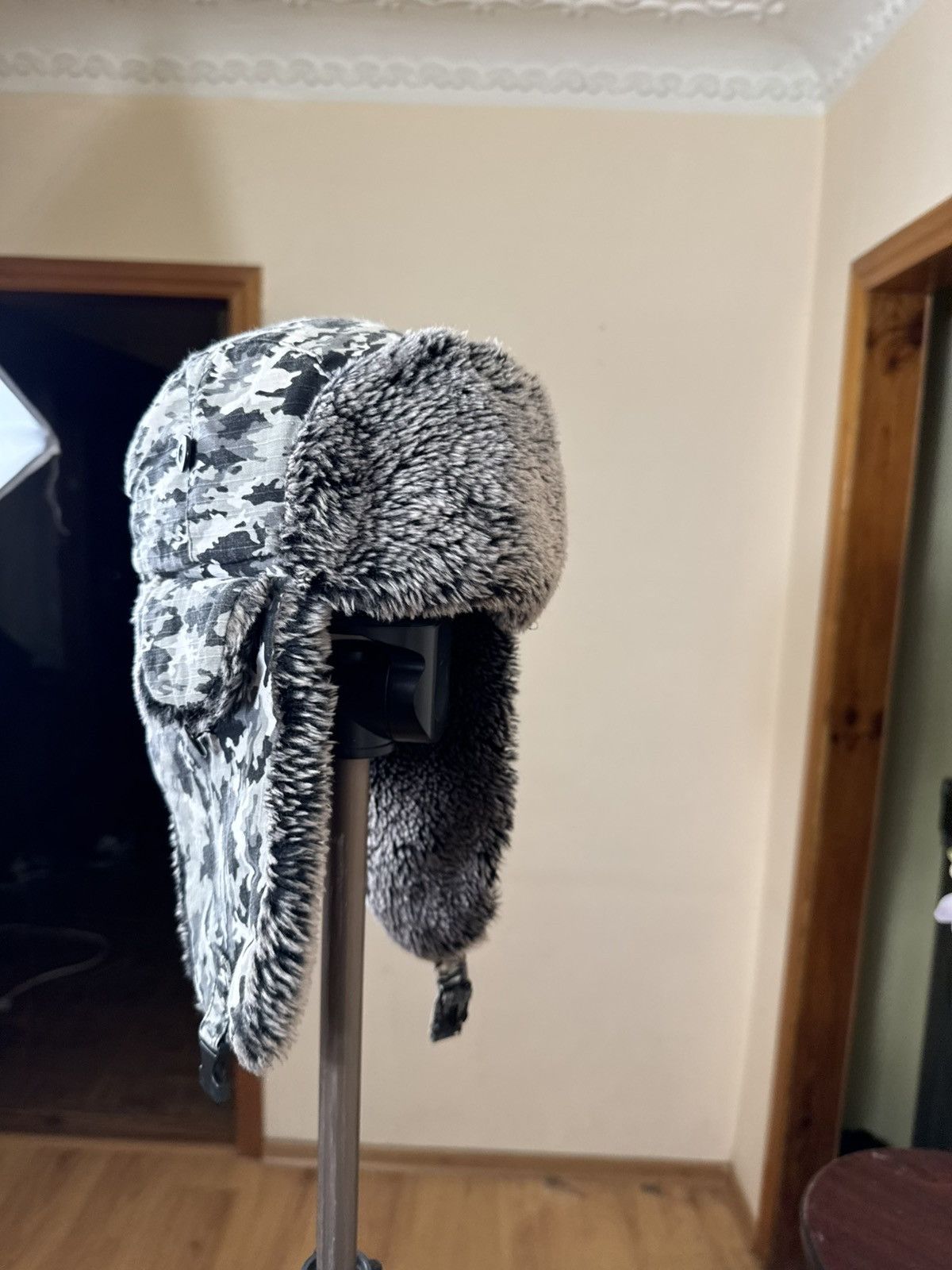 No Fear No Fear Ushanka Mohair Fuzzy Paint Hat Camo Crazy Y2K Winter Size ONE SIZE - 4 Thumbnail