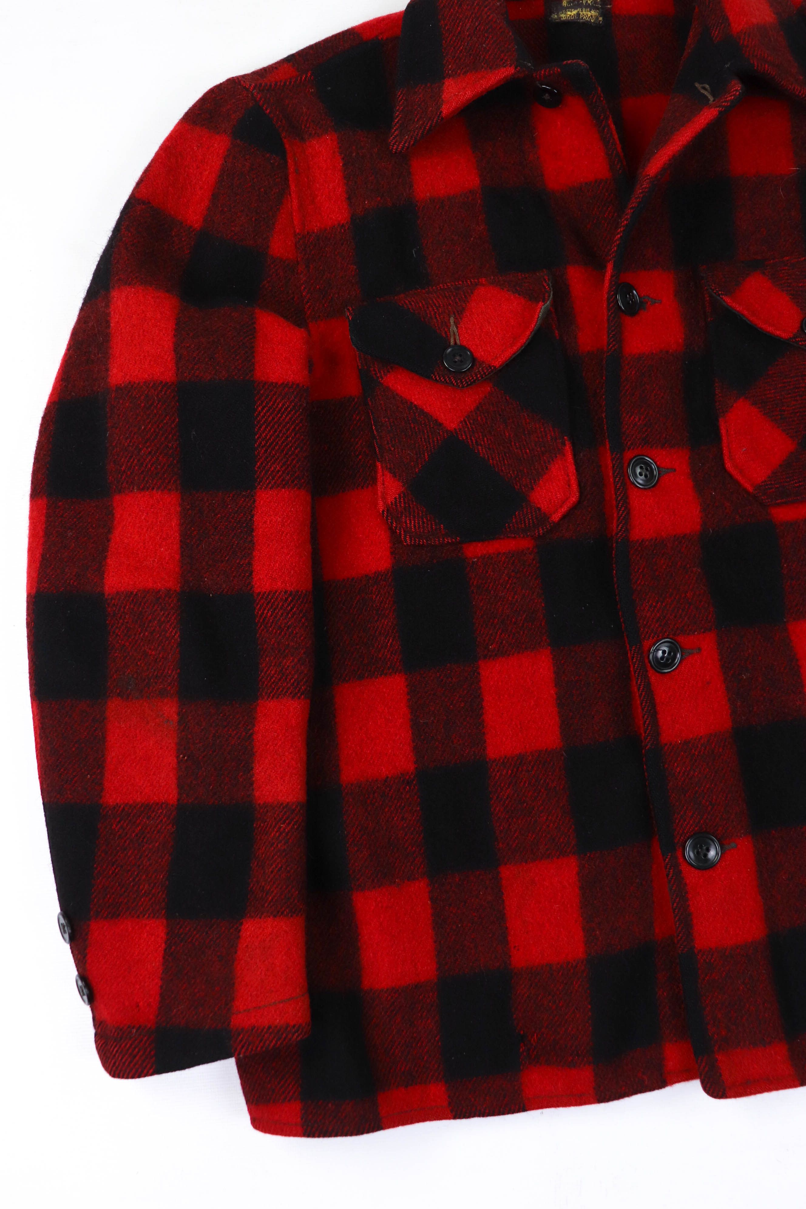 Vintage Vintage Red Buffalo Plaid Wool Lumberjack Overshirt Jacket Size US M / EU 48-50 / 2 - 6 Thumbnail
