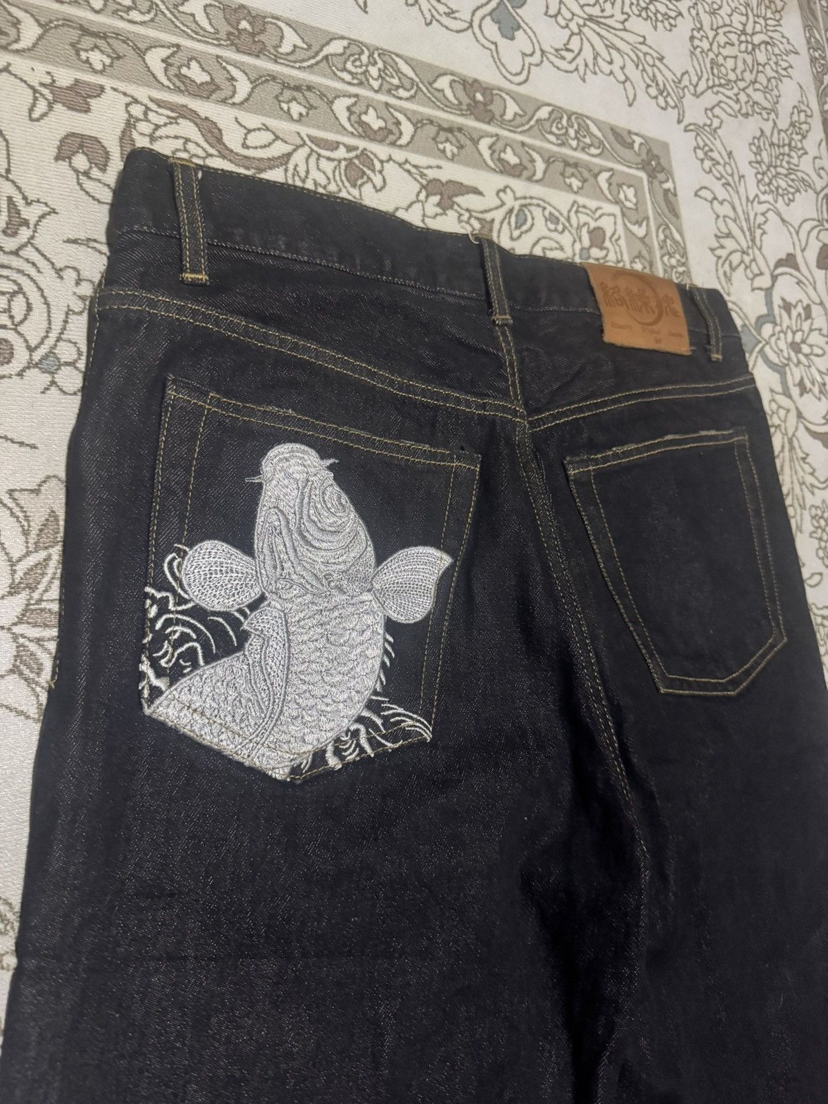 Karakuri Tamashii Karakuri Tamashi Side by Side Koi Fish Embroidery DenimJeans Size US 36 / EU 52 - 5 Thumbnail