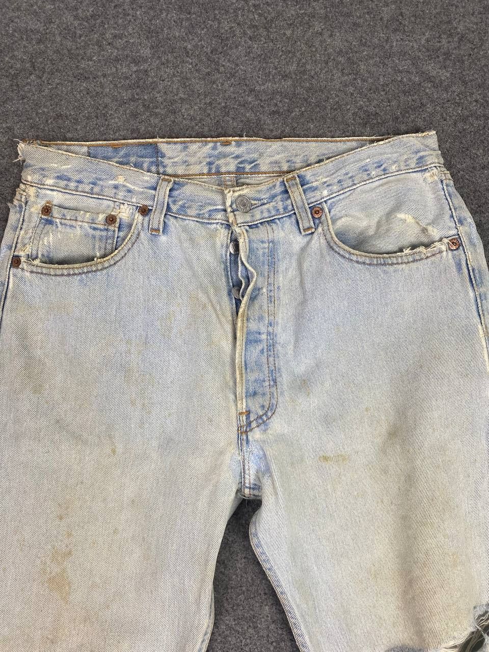 Levi's vintage levis 501 lightwash distressed denim Size US 32 / EU 48 - 11 Thumbnail