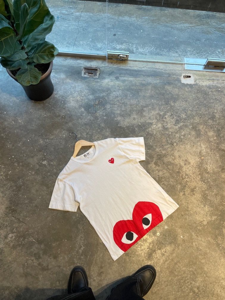 Comme des Garcons Play Comme des Garcons Size US M / EU 48-50 / 2 - 2 Thumbnail