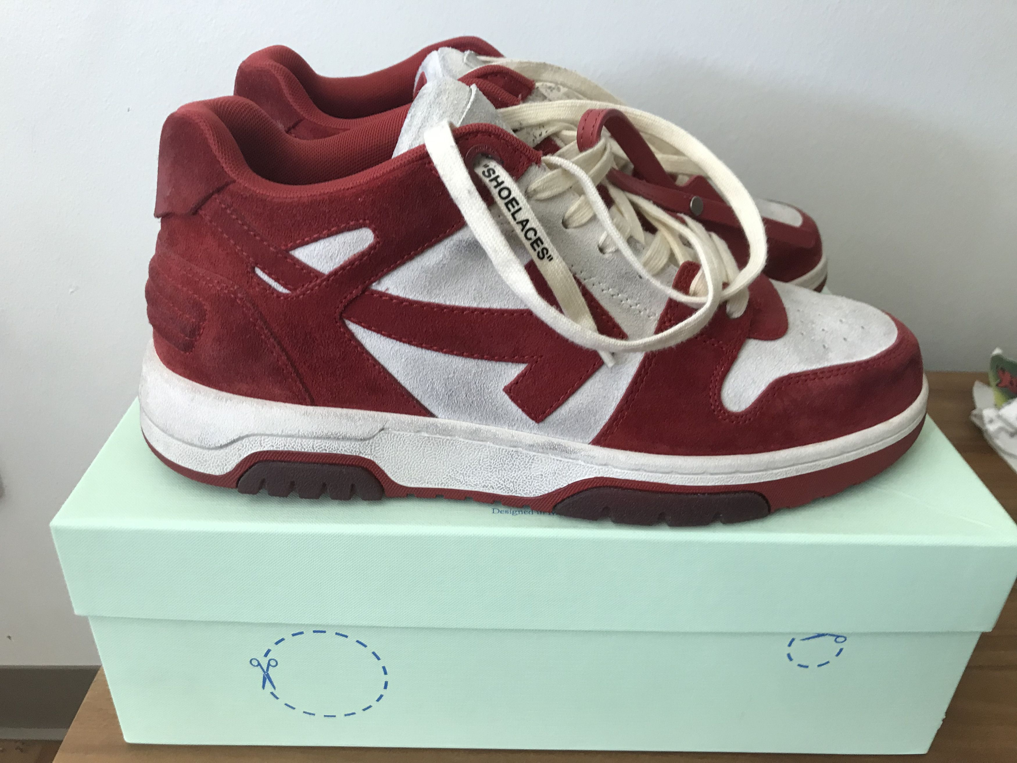 Off-White OFF WHITE "OUT OF OFFICE" VINTAGE SUEDE SNEAKERS Size US 11 / EU 44 - 1 Thumbnail