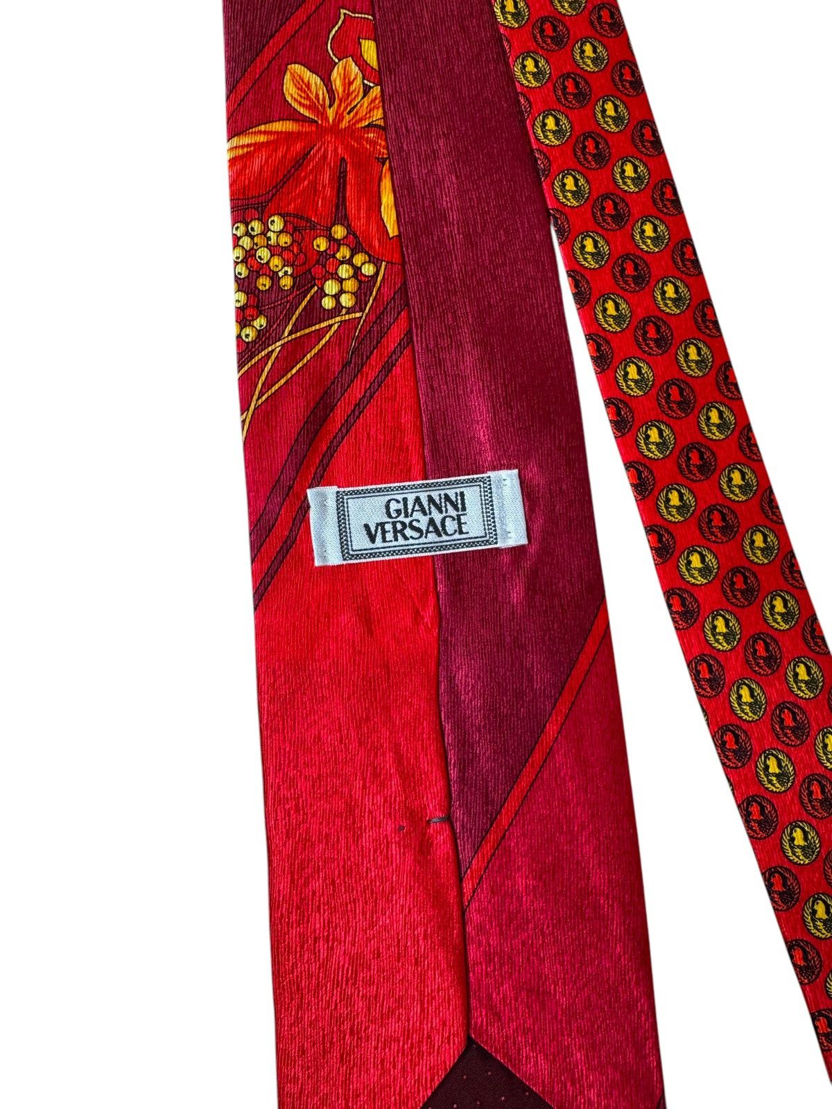 Gianni Versace Vintage Silk Tie – Red Floral Japanese-Insp