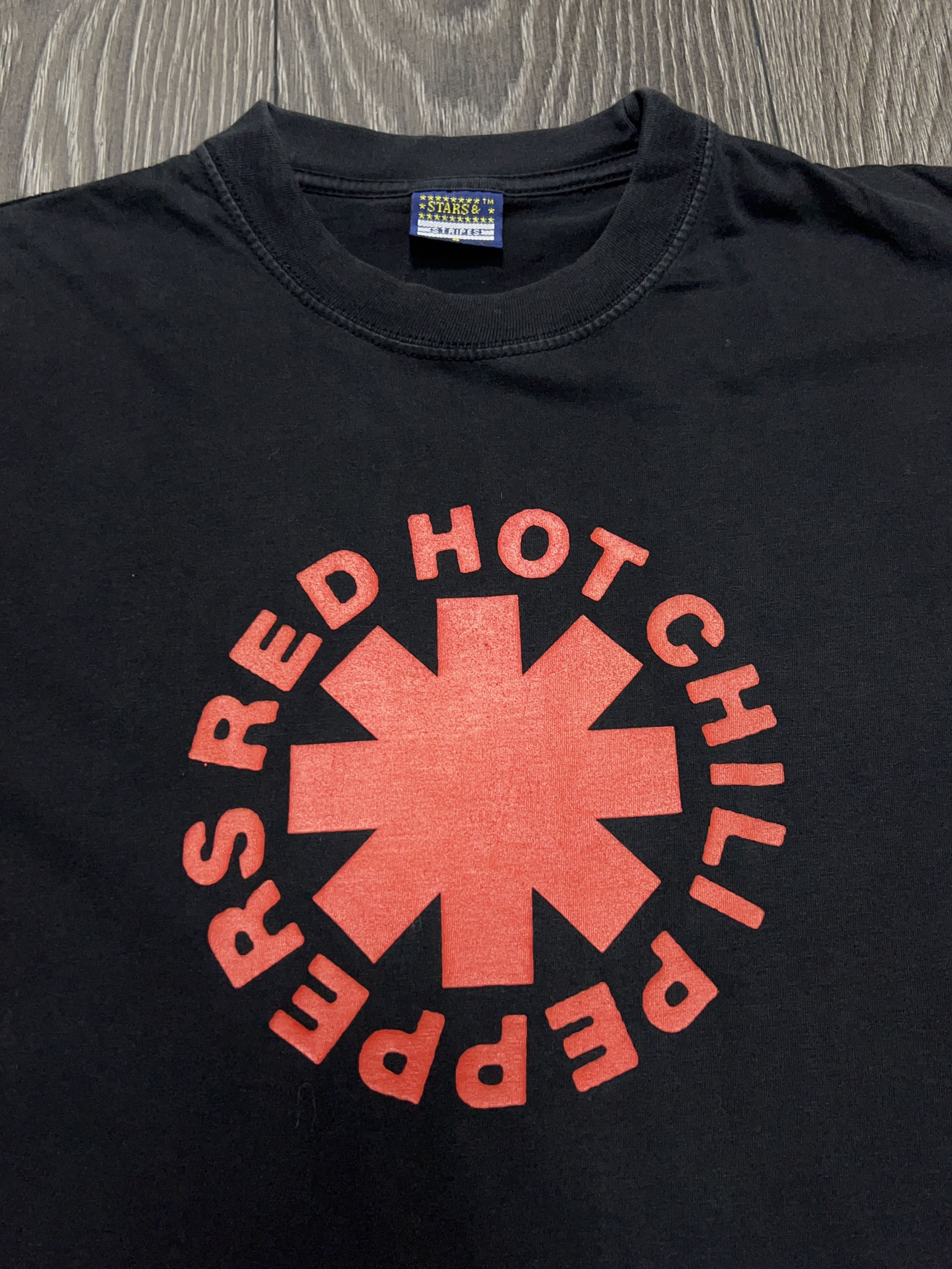 Vintage Red Hot Chili Peppers Y2K Big Logo T Shirt Rock Band Tee Size US S / EU 44-46 / 1 - 2 Thumbnail