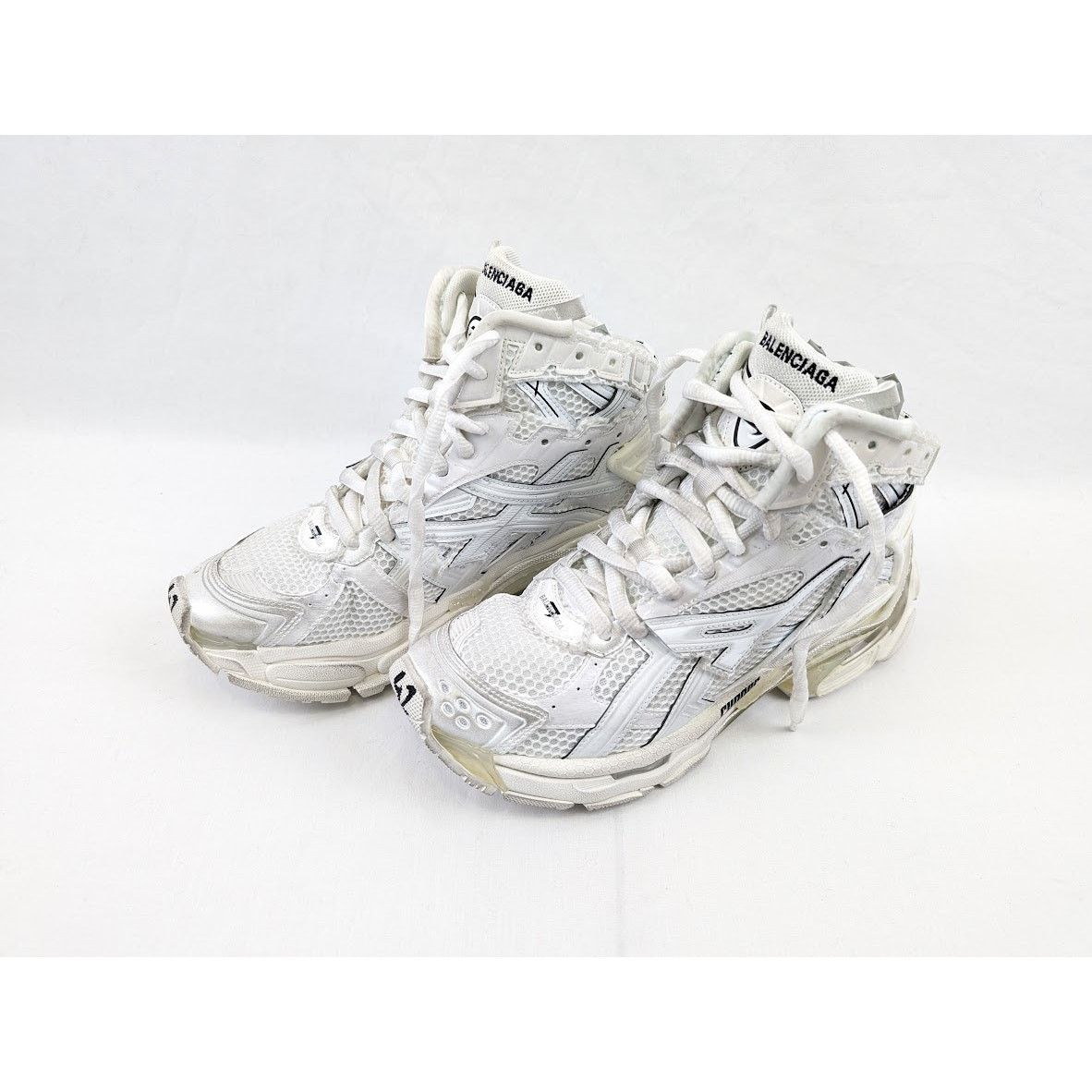 Balenciaga o1rshd1 Hightop Monocolor Runner Sneakers in White Size US 9 / EU 42 - 19 Thumbnail
