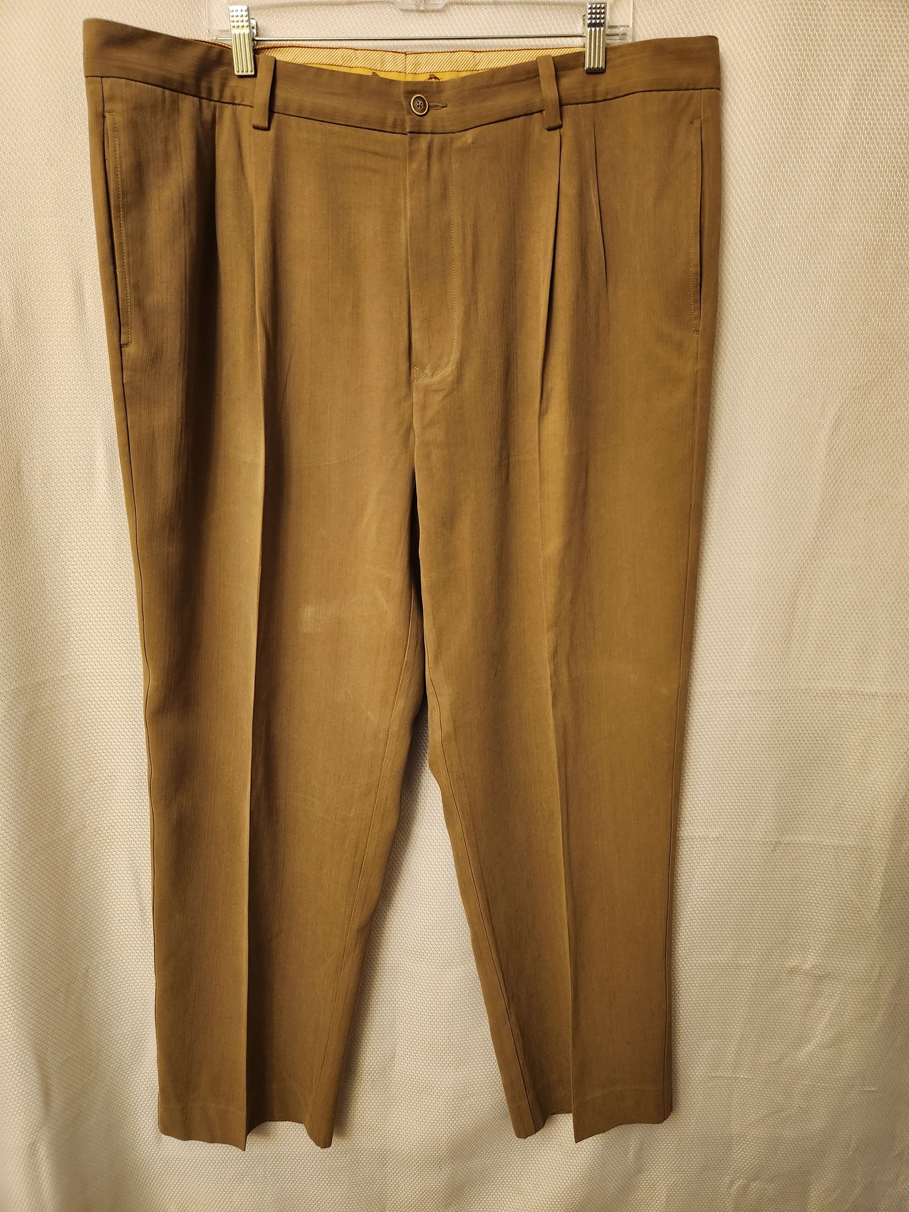 Tommy Bahama Men's Silk/Rayon Tan Pleated Front Pants. Size US 40 / EU 56 - 1 Thumbnail