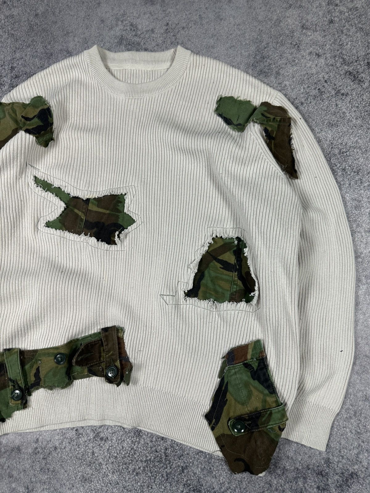 Vintage Y2K Vintage Sweater Camo Custom Avant Garde Alt Usa M Rare Size US M / EU 48-50 / 2 - 2 Thumbnail