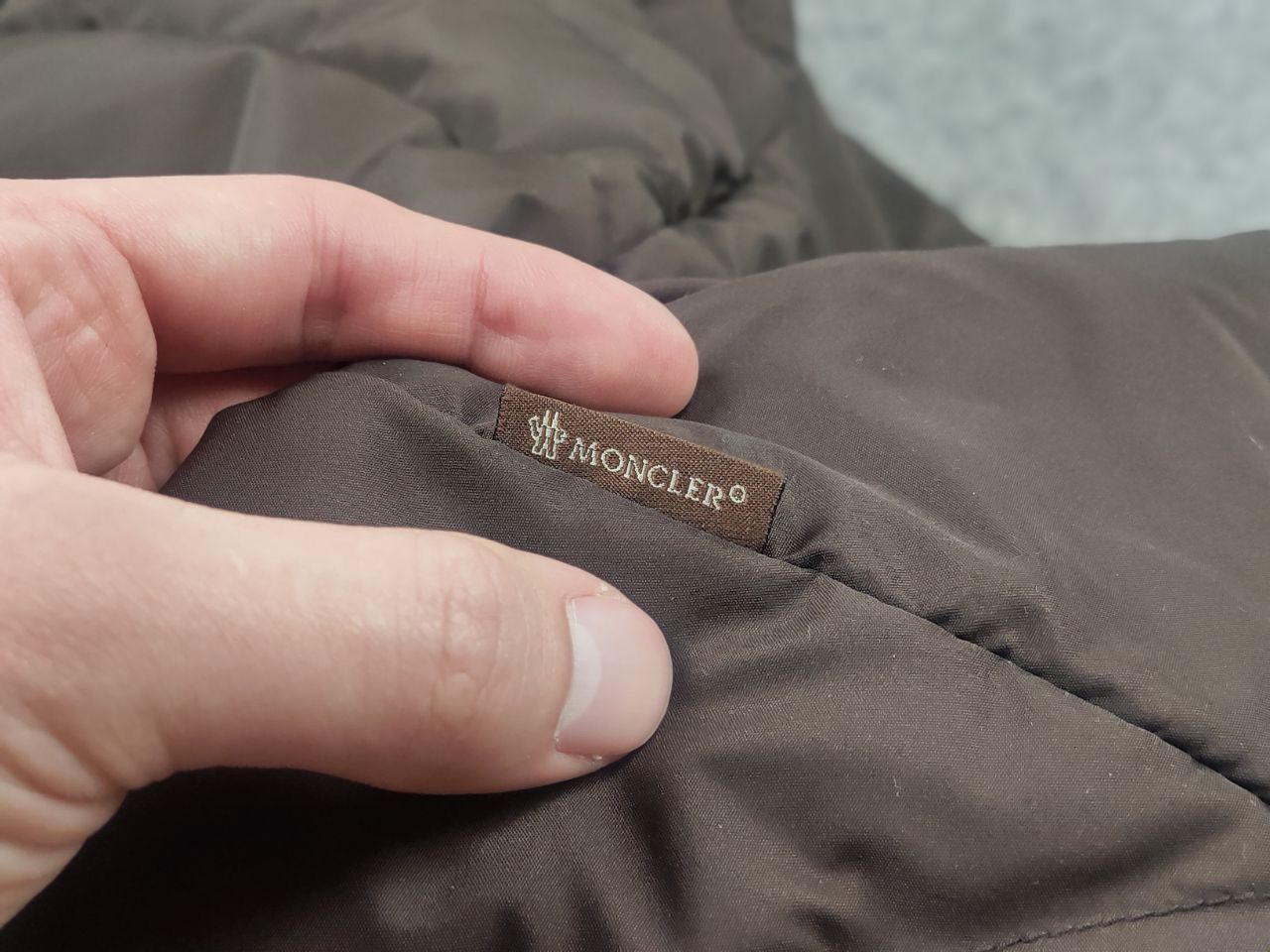 Moncler Vintage 90's Moncler authentic quilted Down Long Jacket Size XL / US 12-14 / IT 48-50 - 18 Thumbnail