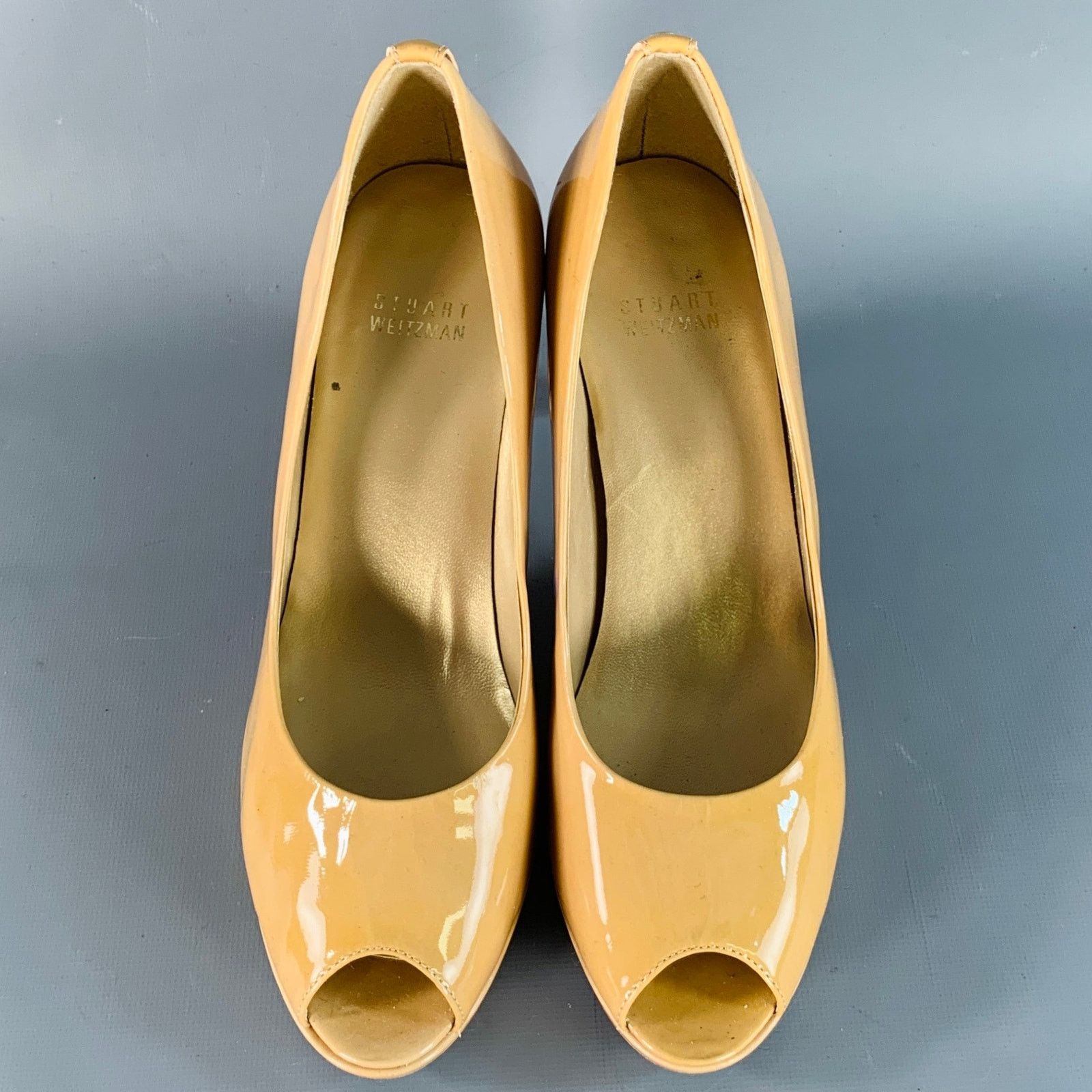 Stuart Weitzman STUART WEITZMAN Size 7 Tan Patent Leather Peep Toe Pumps Size US 7 / IT 37 - 4 Thumbnail