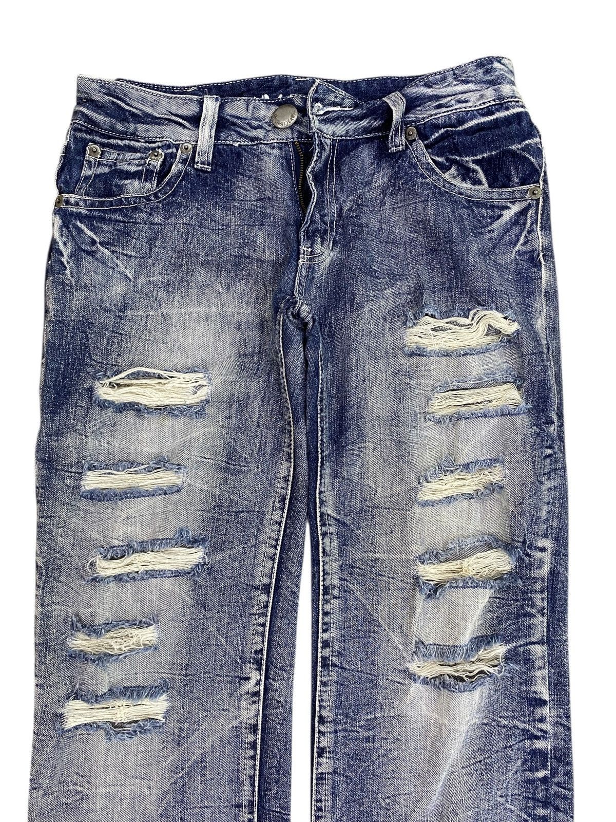 Japanese Brand Japanese Brand Thunder Faded Wash Style Distressed Jeans Size US 32 / EU 48 - 2 Thumbnail