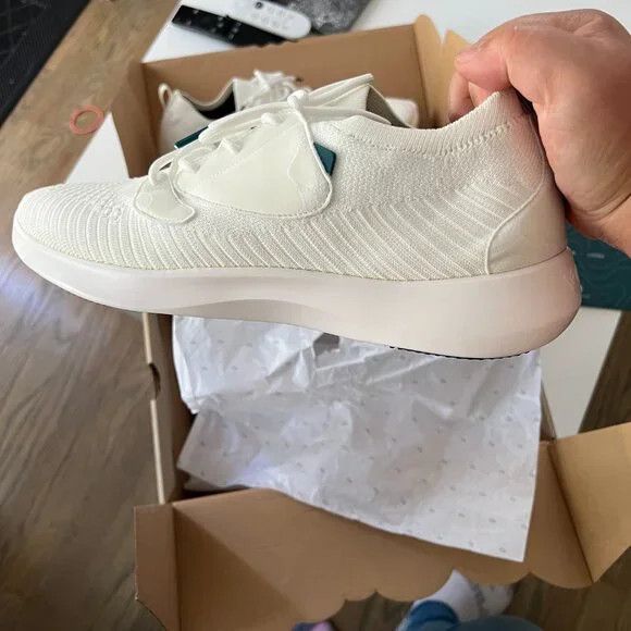 Vessi Vessi Everyday Move Sneaker | Waterproof, Lightweight, BNIB Size US 12 / EU 45 - 7 Thumbnail