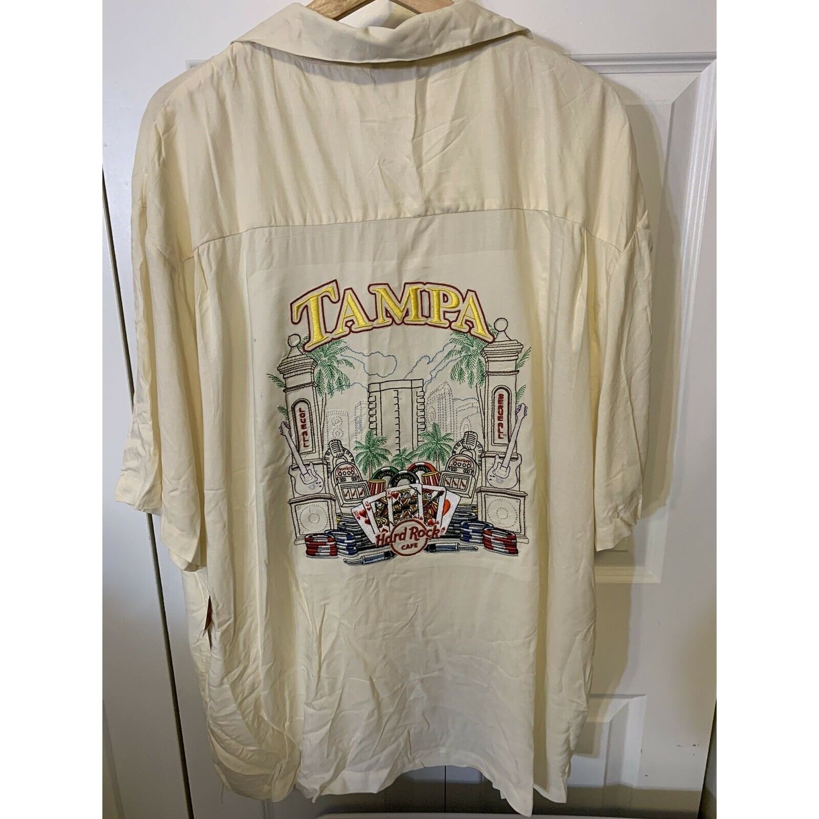 Hard Rock Cafe New Hard Rock Cafe Men's Sz L Tampa Florida Embroidered Casi Size US L / EU 52-54 / 3 - 10 Thumbnail