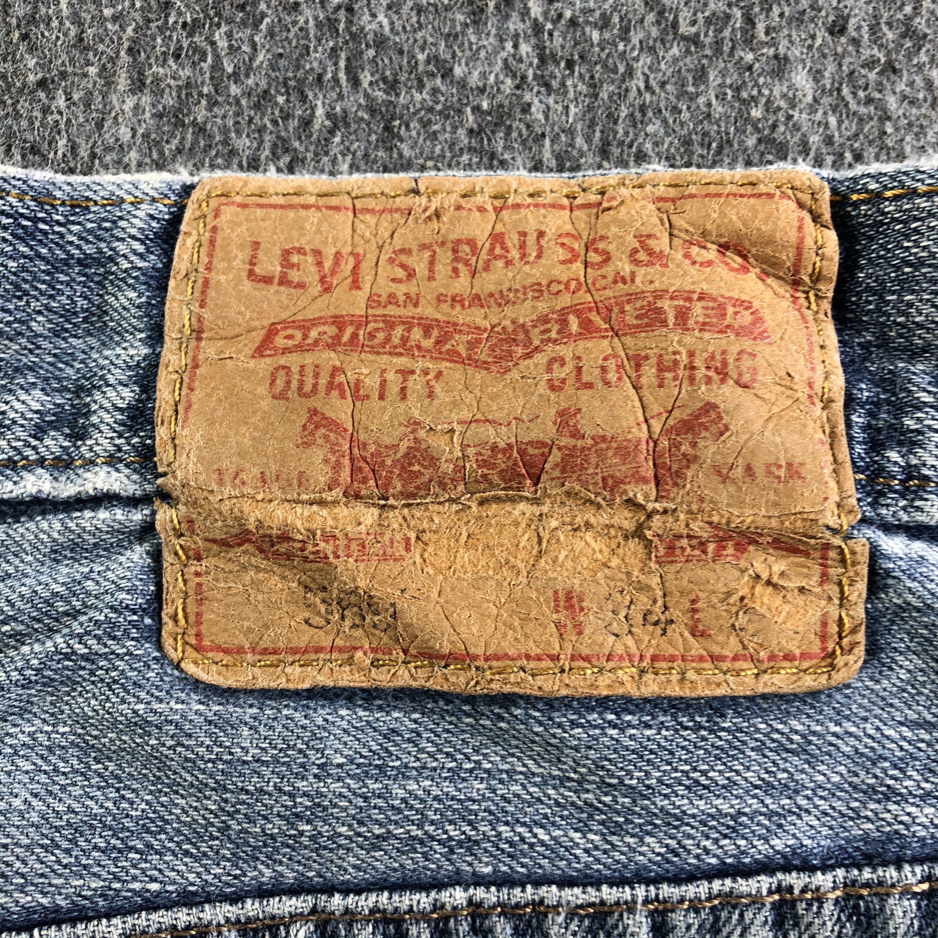 Levi's Vintage Blue Wash Levis 569 Jeans-J4174 Size US 37 - 5 Thumbnail