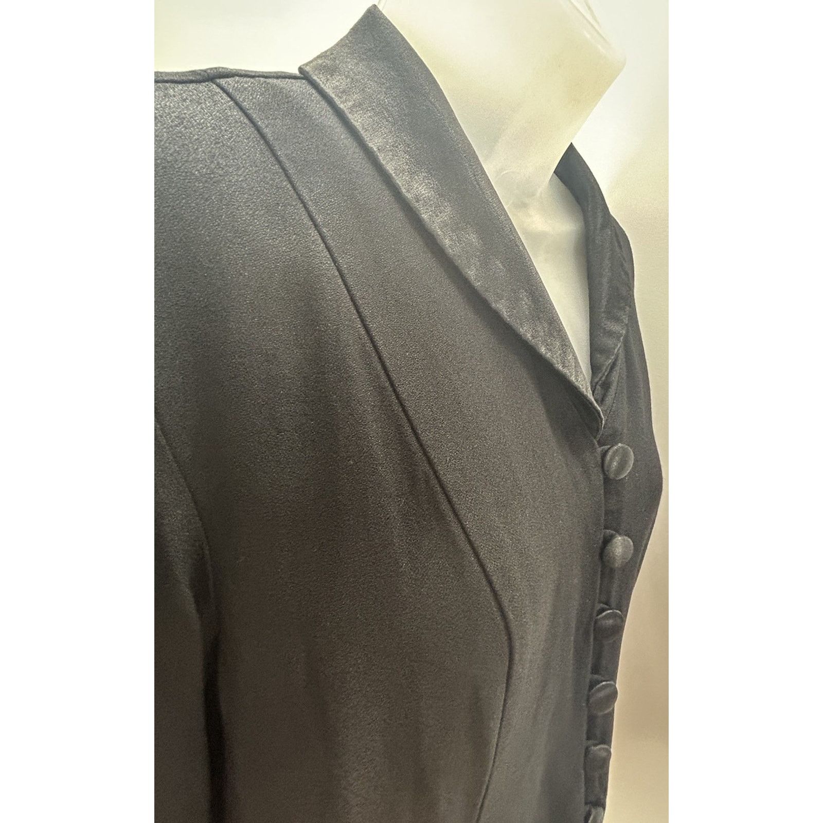 Other STUDIO I petite Black Blazer Top Sz 8 PM Black buttons Size M / US 6-8 / IT 42-44 - 4 Thumbnail