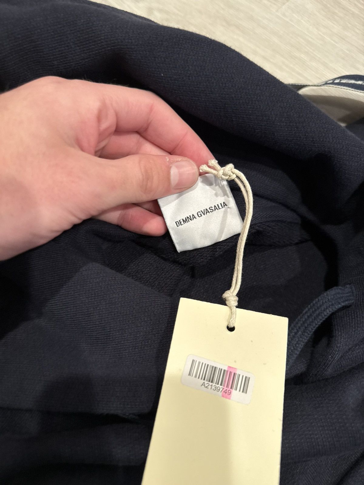 Vetements s/s 2018 tape hoodie nwt!! Size US XS / EU 42 / 0 - 9 Thumbnail