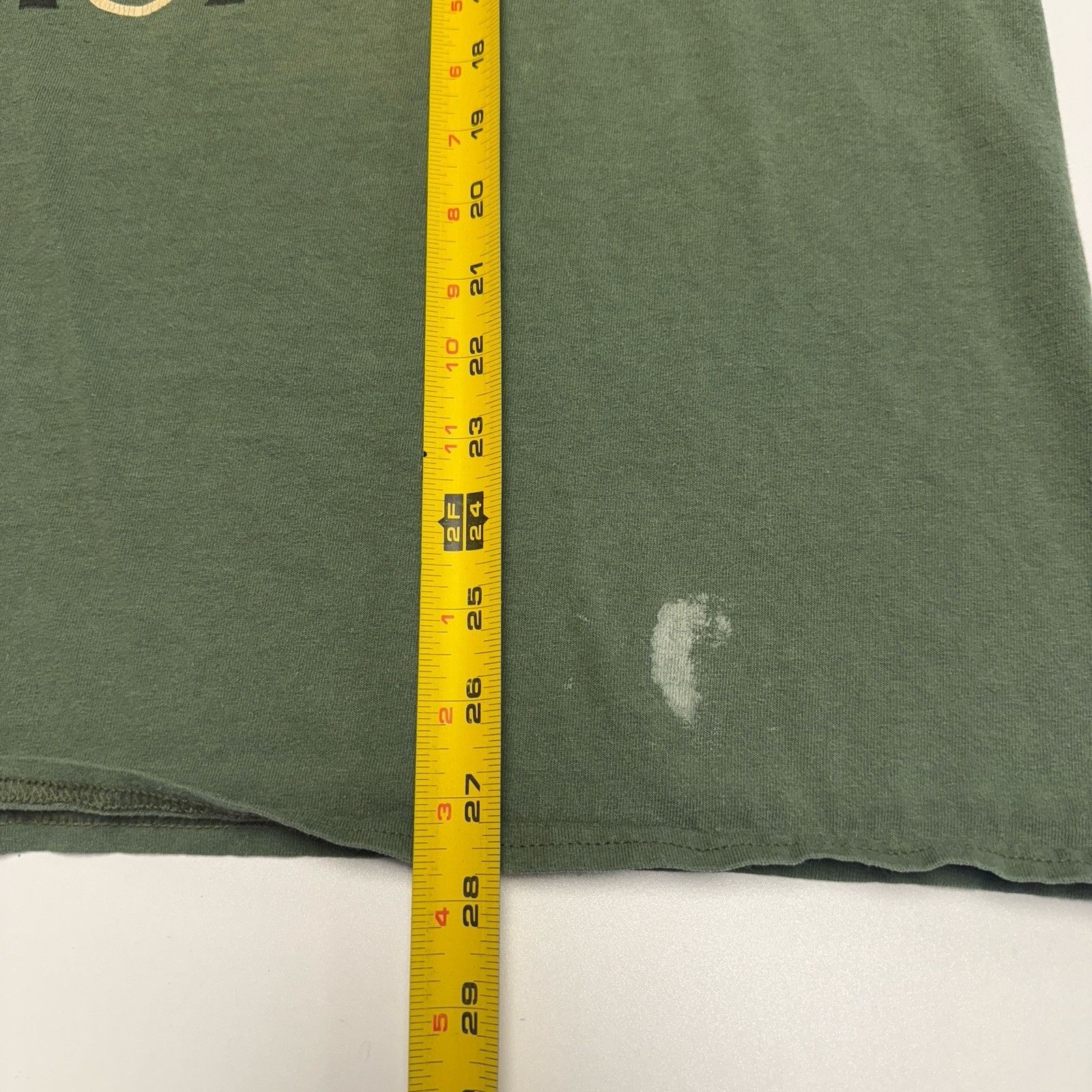 Vintage Vintage Y2K Funny Guns Wife T Shirt Mens XL Green Size US XL / EU 56 / 4 - 11 Thumbnail