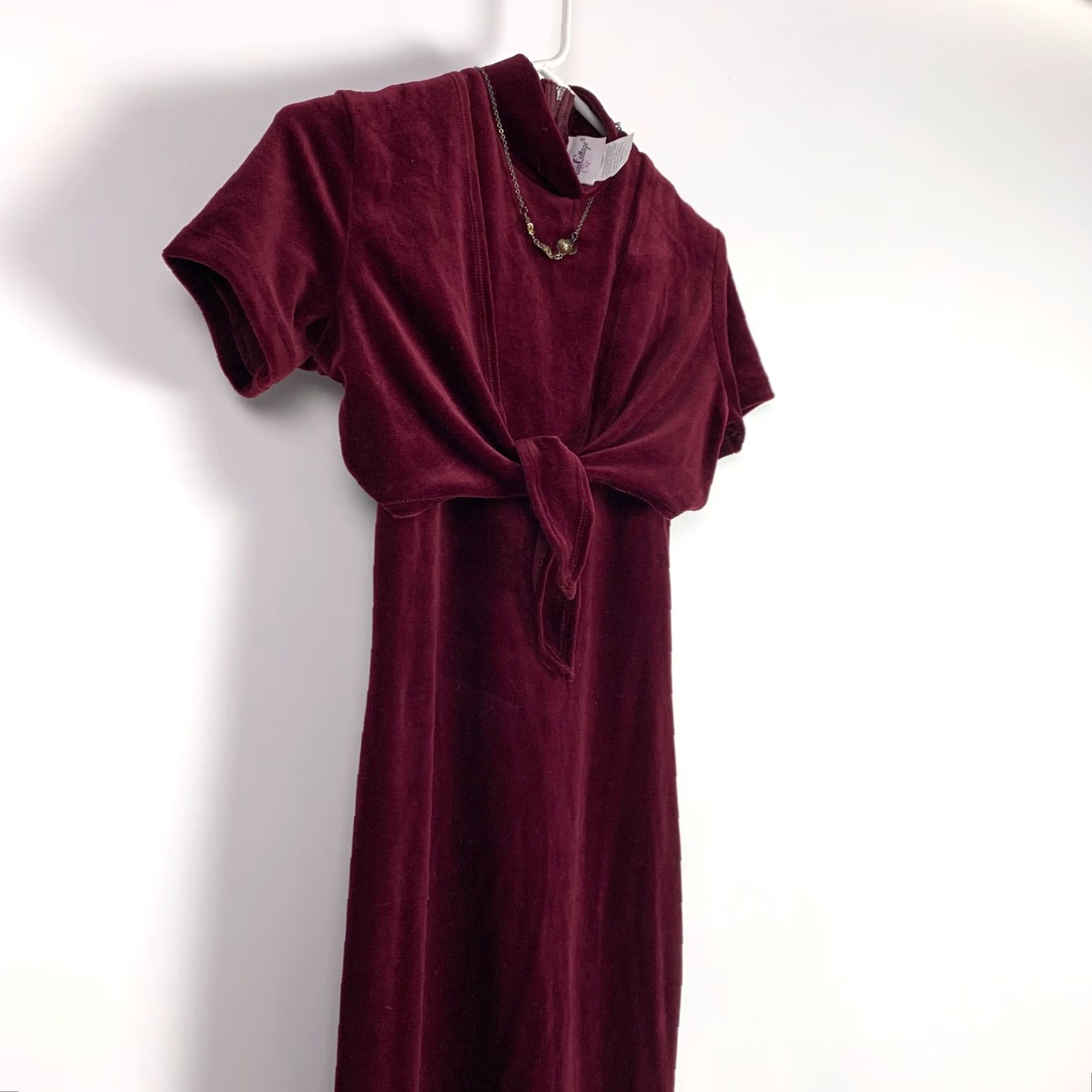 Vintage VINTAGE Rose Cottage Burgundy Velvet Velour Dress 10 Attached Necklace Sleeveless Turtleneck Zip Long 90s Adults Teens Women Size L / US 10 / IT 46 - 5 Thumbnail