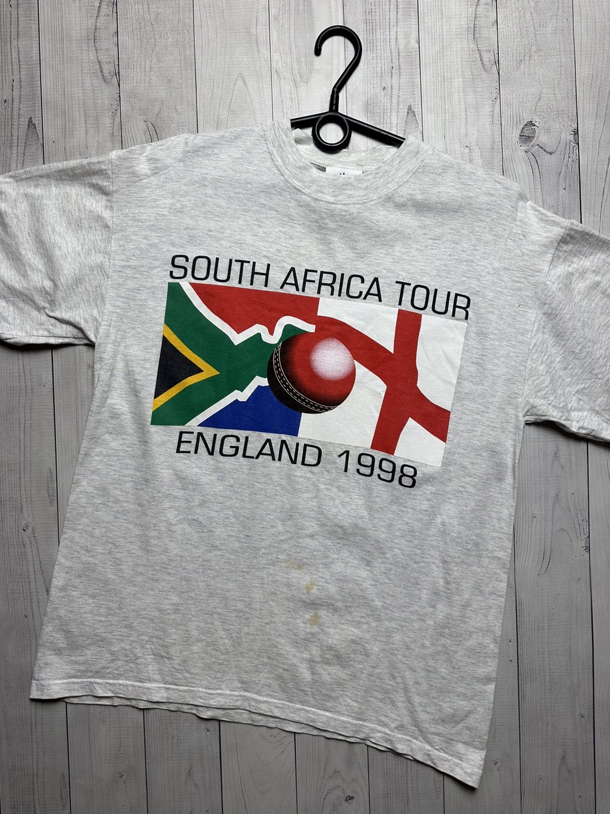 Vintage Vintage England/ South Africa 1998 Cricket tour tee Size US M / EU 48-50 / 2 - 4 Thumbnail
