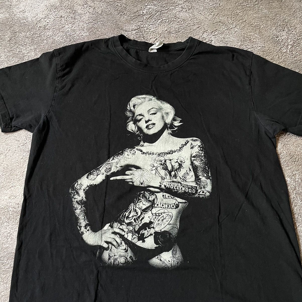 Vintage Vintage Y2K Marilyn Monroe Graphic Tee Streetwear Cropped L Size US L / EU 52-54 / 3 - 5 Thumbnail