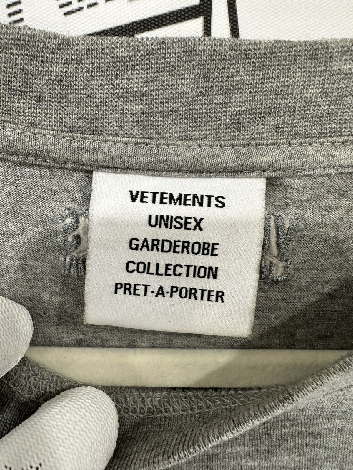 Vetements Vetements Classic Tee Shirt Grey Small Size US S / EU 44-46 / 1 - 5 Thumbnail