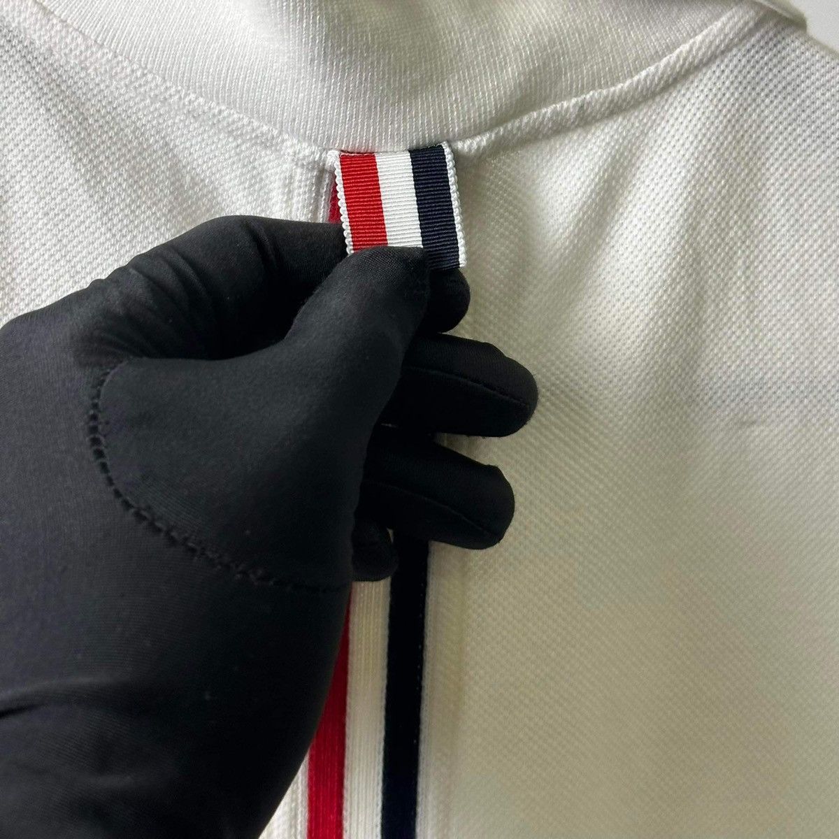 Thom Browne THOM BROWNE BACK STRIPED WHITE POLO SHIRT Size US M / EU 48-50 / 2 - 10 Thumbnail