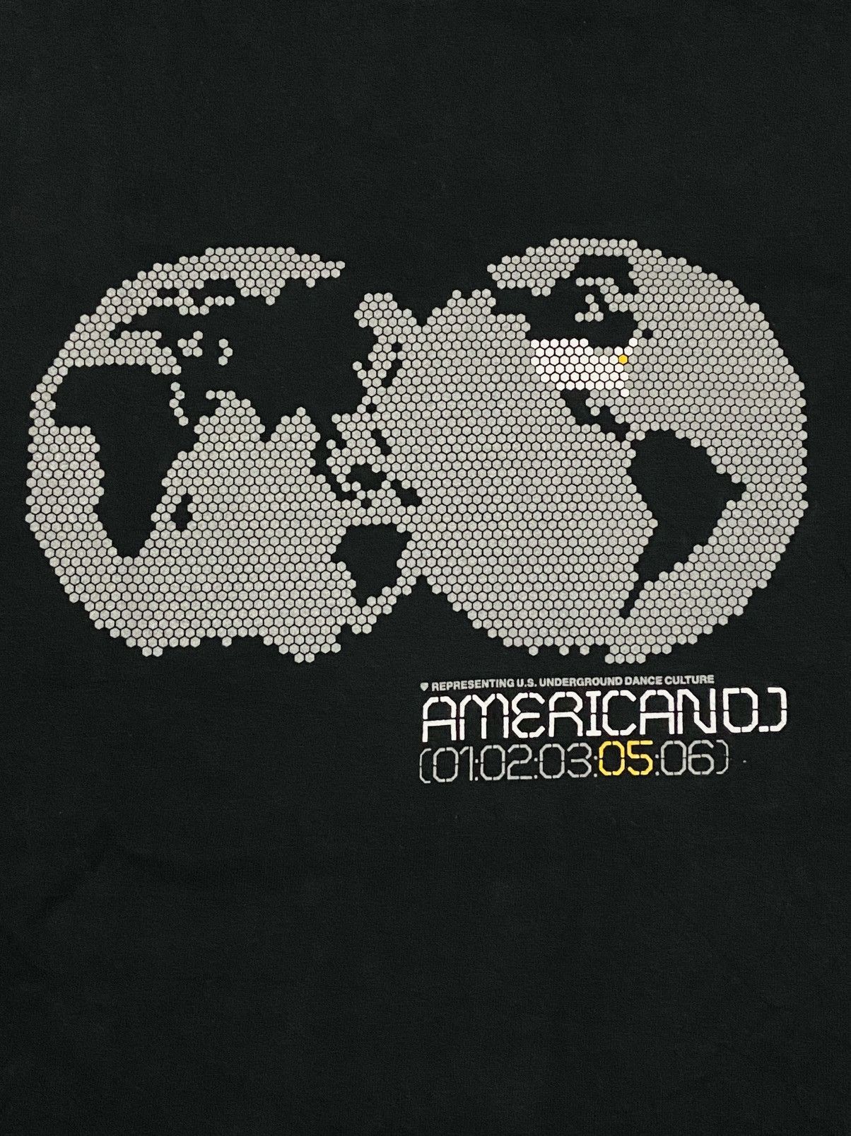 Other AMERICAN DJ world map dot-matrix graphic effect TEE Size US M / EU 48-50 / 2 - 12 Thumbnail
