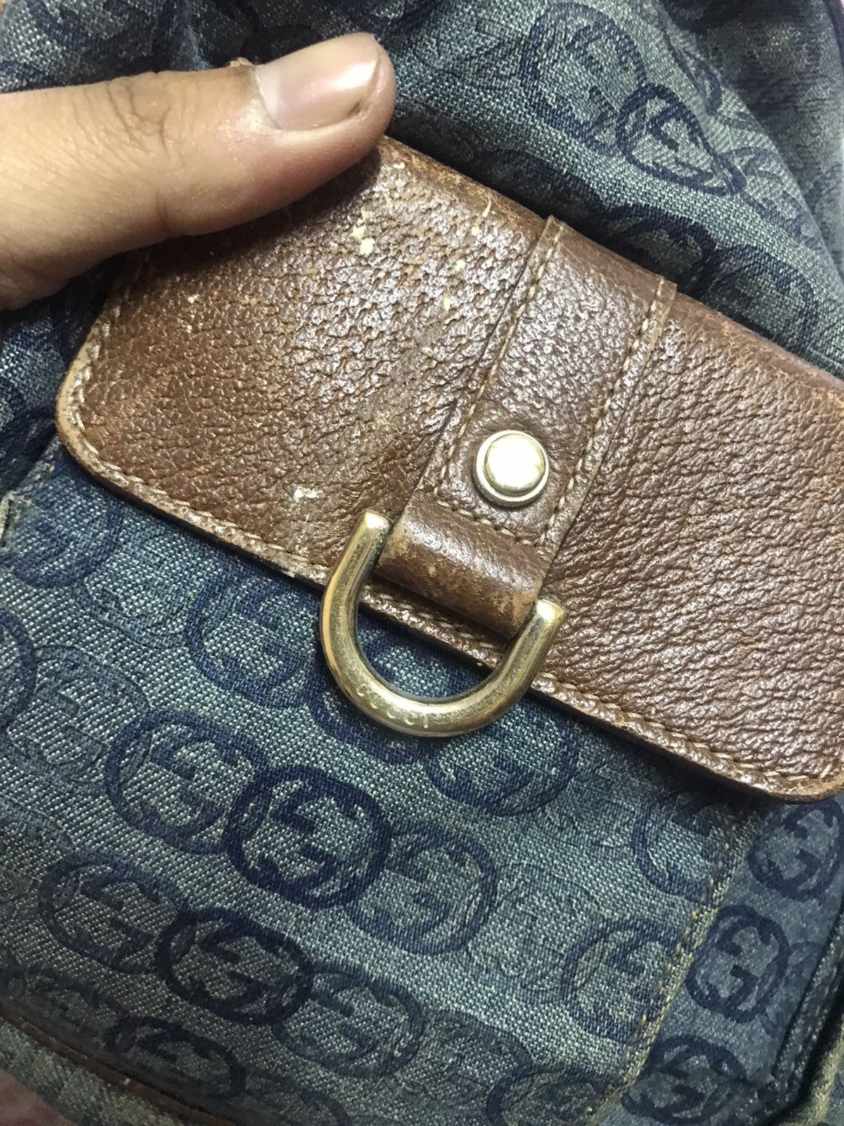 Gucci Authentic Gucci Gg Pocket Bag Size ONE SIZE - 8 Thumbnail