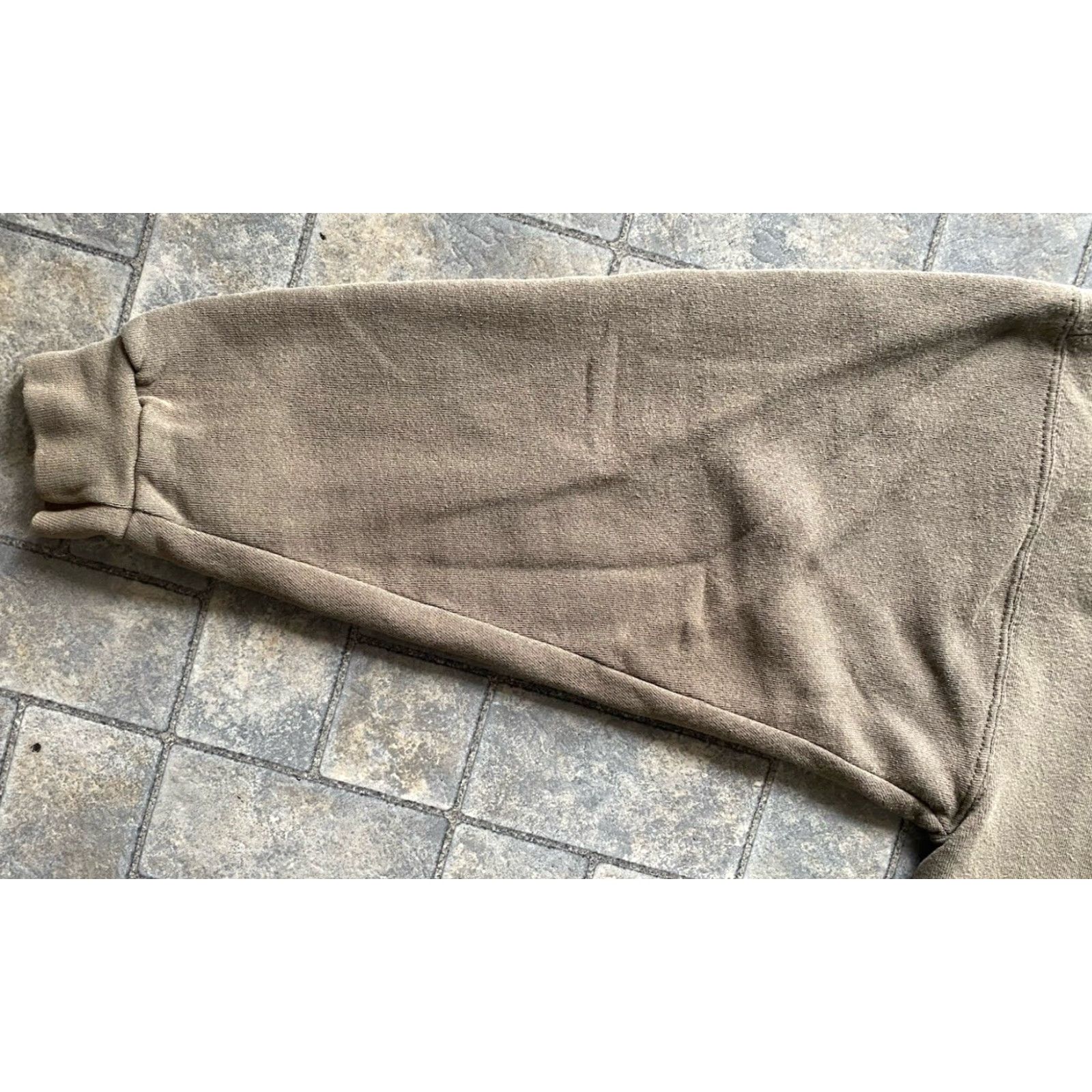 Nike VINTAGE Nike Sweatshirt United States Made In USA Mens L Crewneck Long Sleeve Pullover Sweatshirt Men Flaws Wear See Photos Size US L / EU 52-54 / 3 - 5 Thumbnail