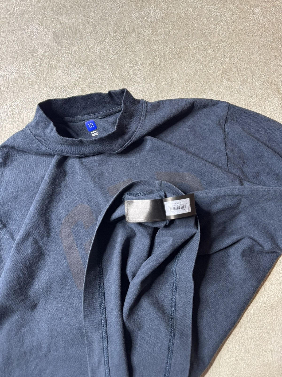 Balenciaga × Gap × Kanye West YZY GAP BALENCIAGA LONG SLEEVE Size US M / EU 48-50 / 2 - 5 Thumbnail